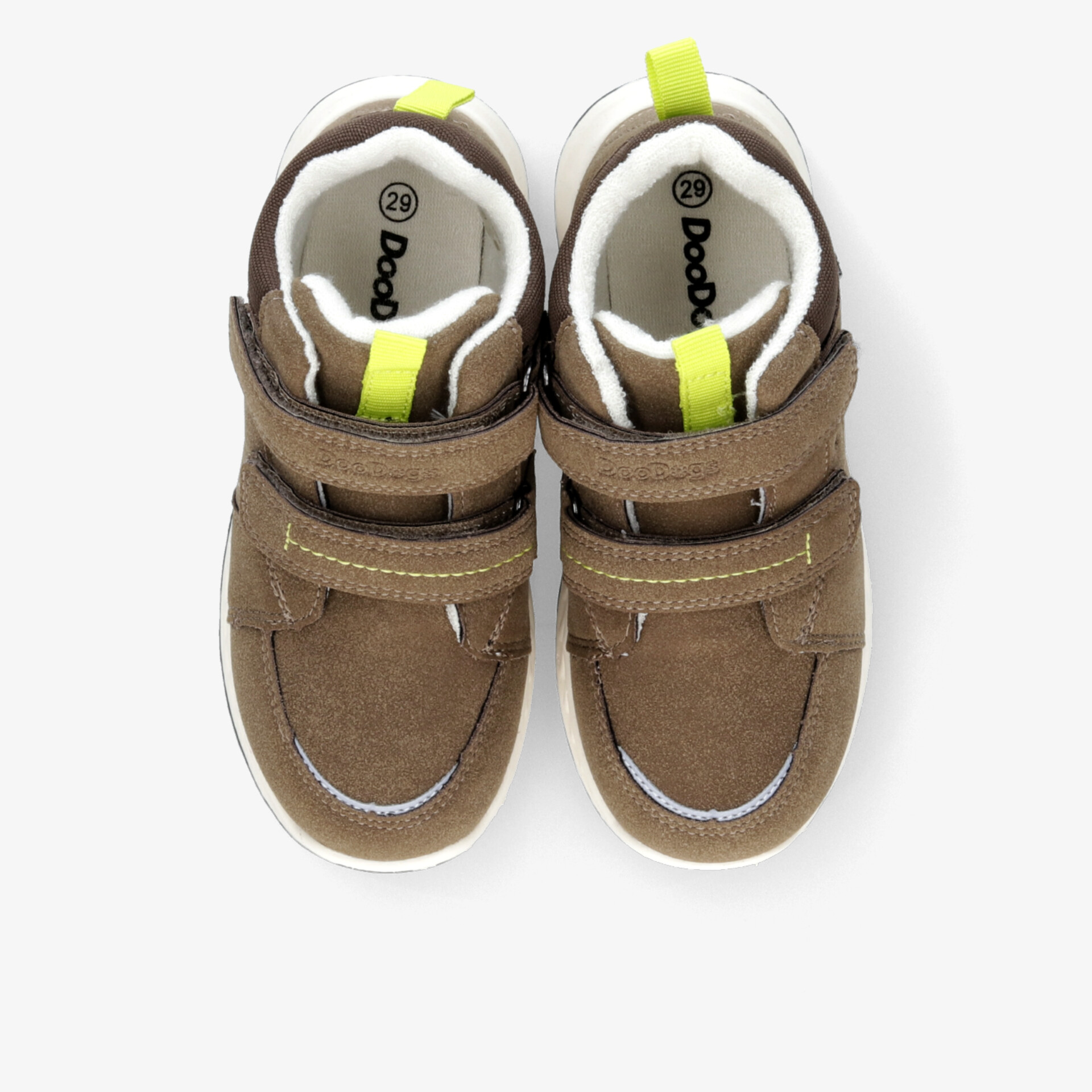 Robuste braune Schuhe mit Klettverschluss, gepolstertem Innensohle und flexiblem, komfortablem Design, von oben gezeigt