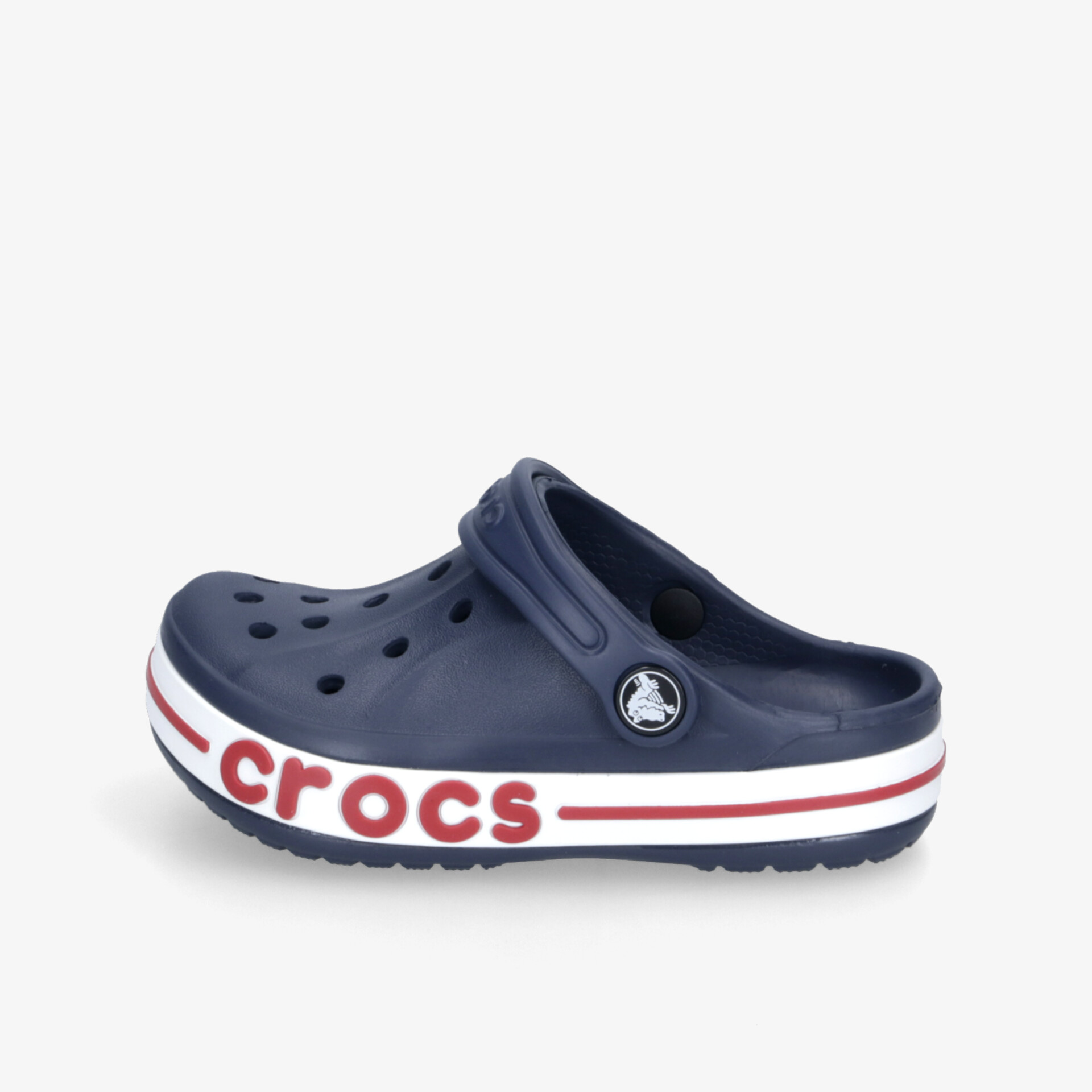 Seitenansicht eines komfortablen, leichten Crocs Schuhs mit atmungsaktiven Löchern und flexibler, rutschfester Sohle