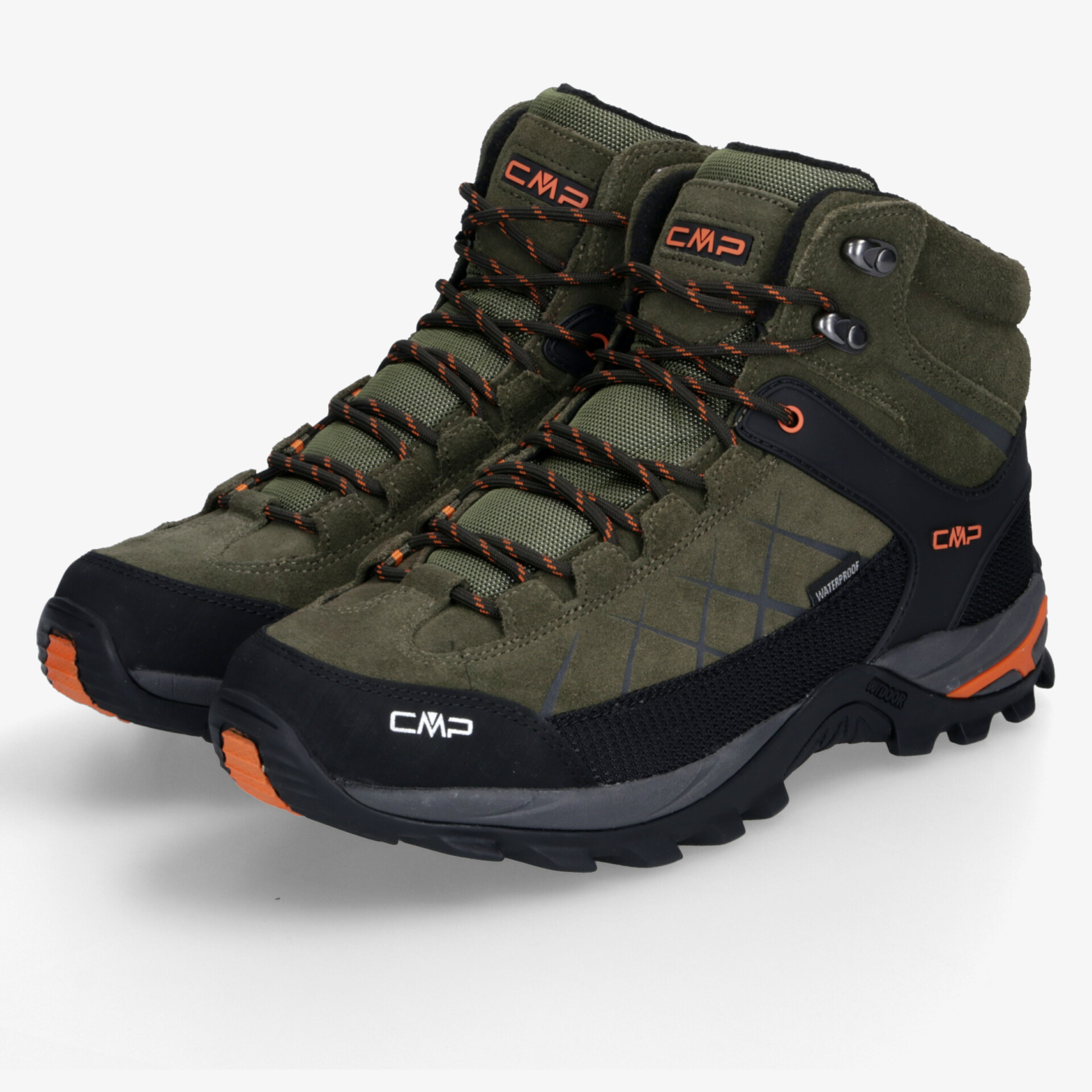 Robuste grüne Wanderschuhe mit rutschfester Sohle und bequemer Polsterung für sicheren Halt und Komfort