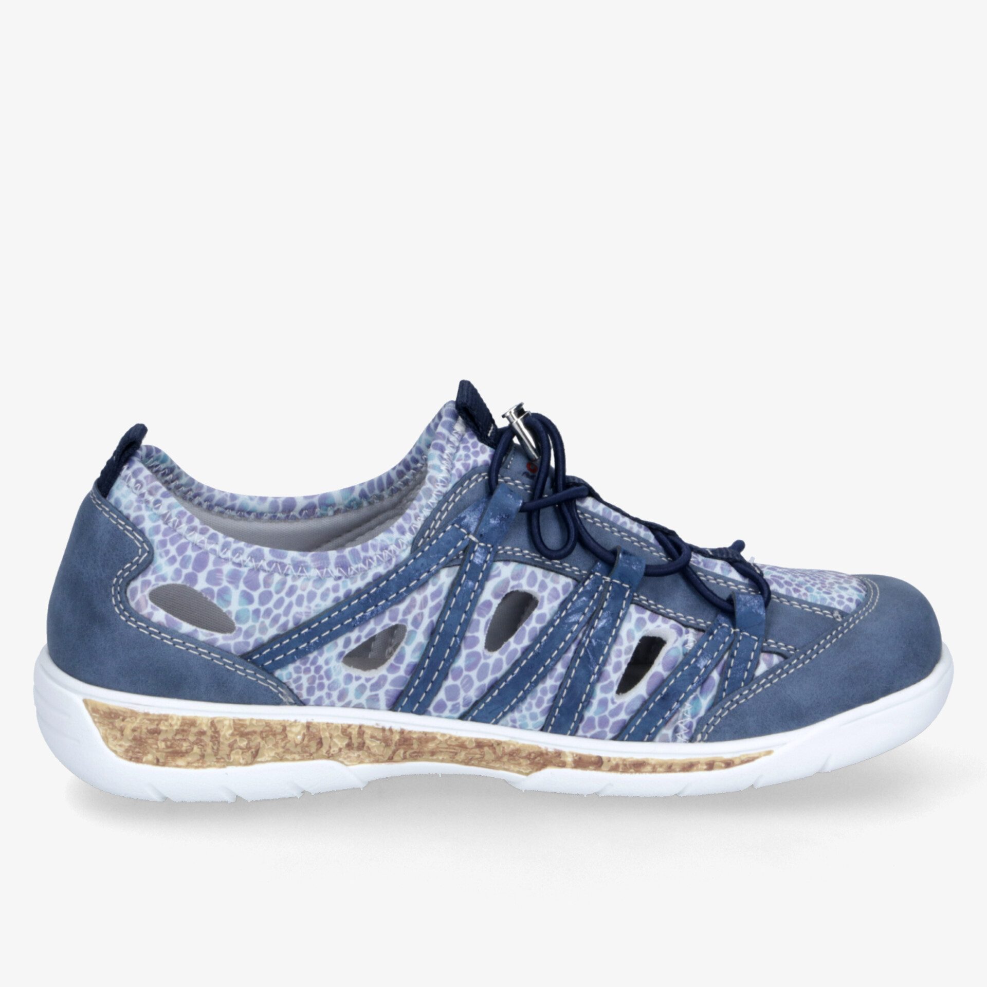 Leichter blauer Sportschuh mit atmungsaktivem Material und flexibler, rutschfester Sohle seitlich dargestellt