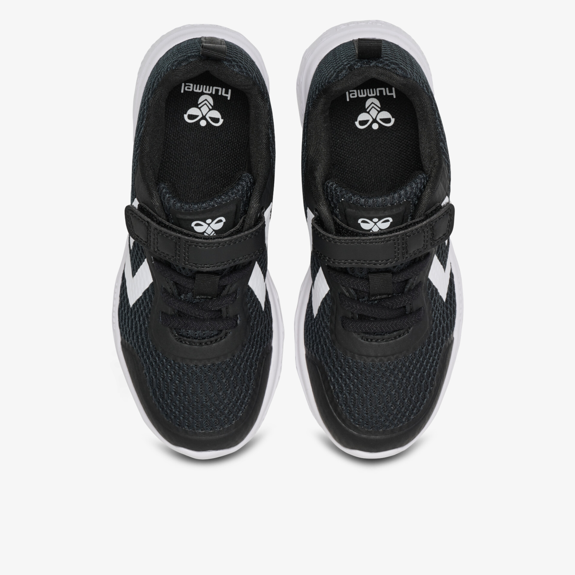 Bequeme schwarze Sneakers mit atmungsaktivem Obermaterial und rutschfester Sohle, sportliches Design