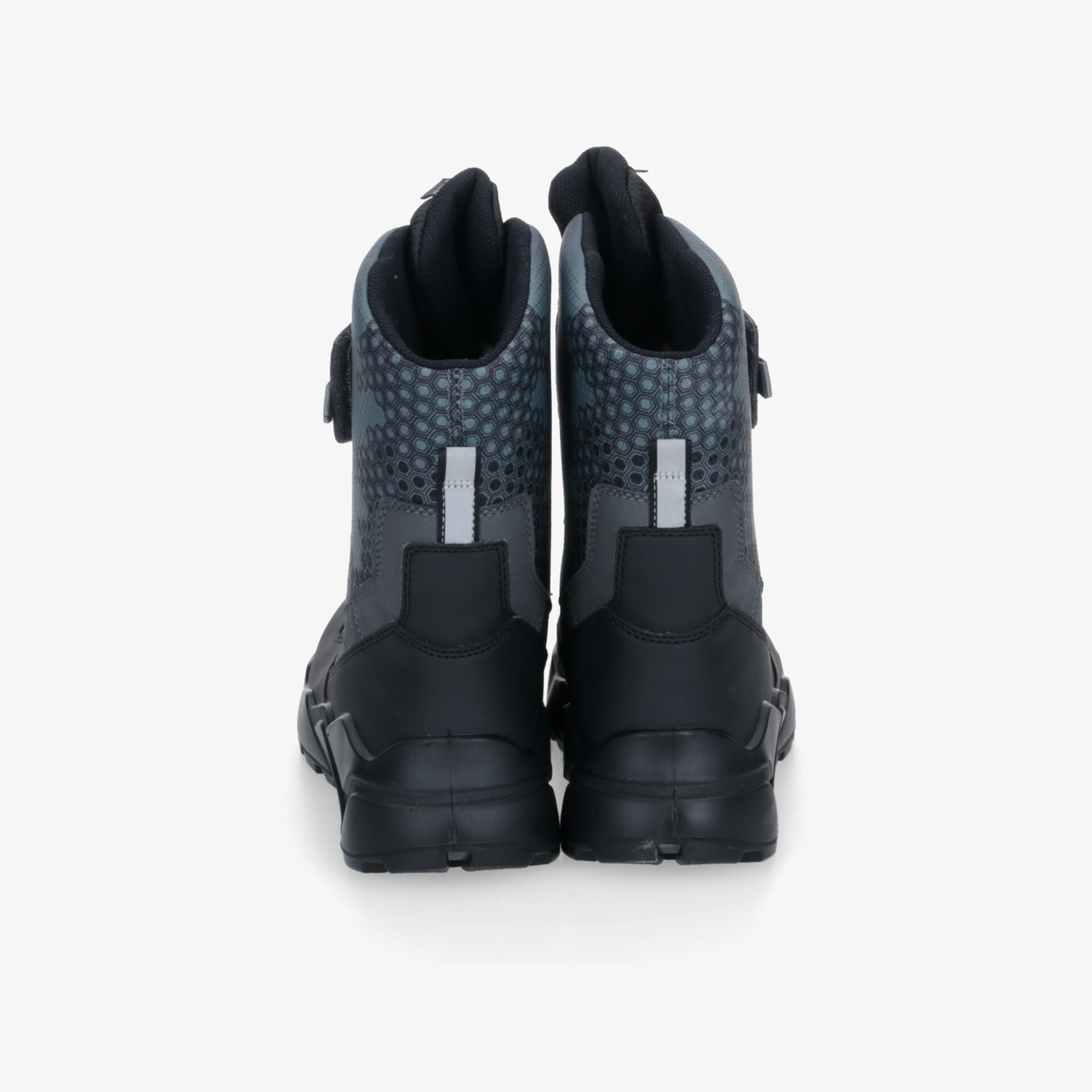 Robuste, gepolsterte Winterstiefel mit wasserabweisendem Material und rutschfester Sohle, ideal für kalte Tage