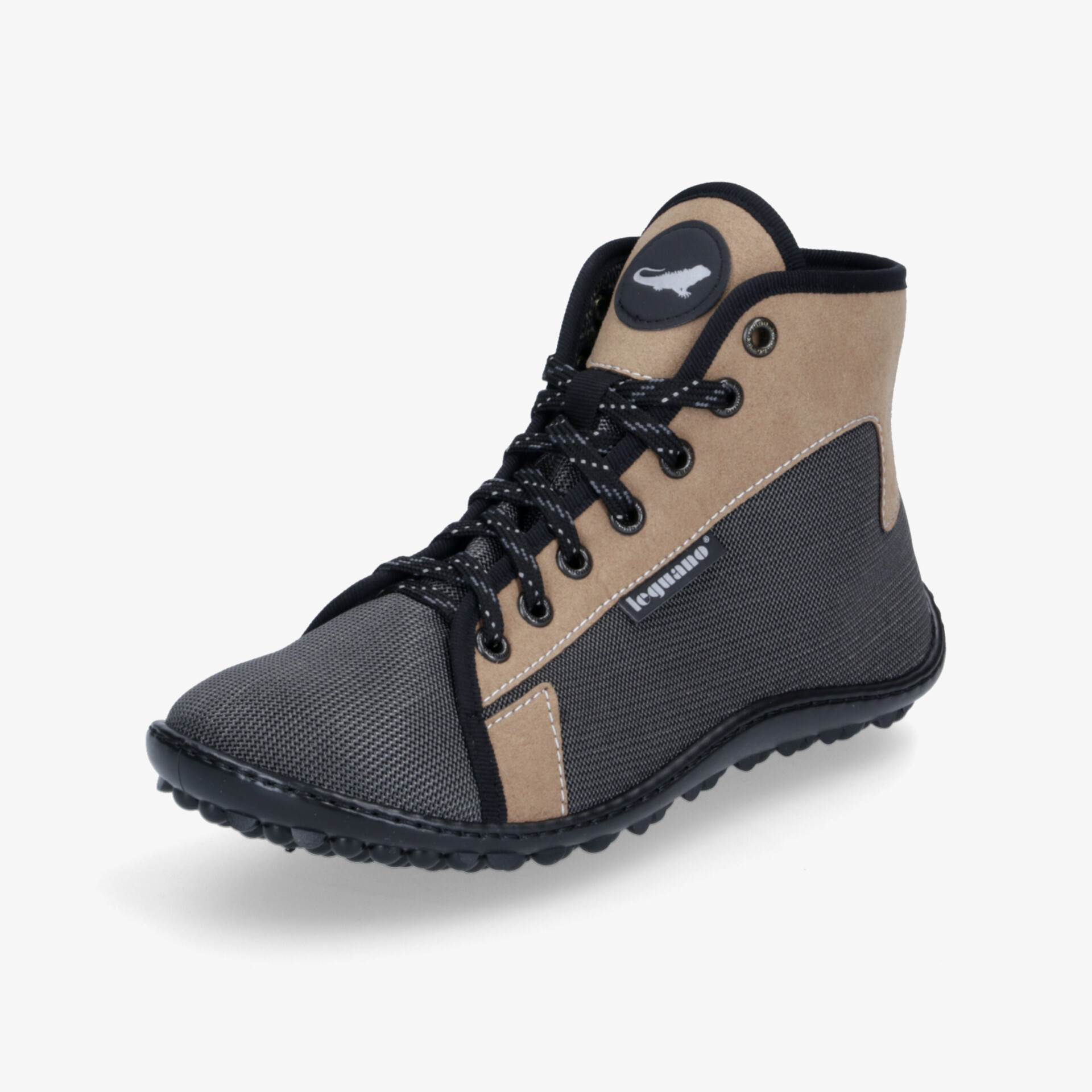 Moderne Schnürschuhe mit rutschfester Sohle und robuster Verarbeitung für vielseitigen Einsatz