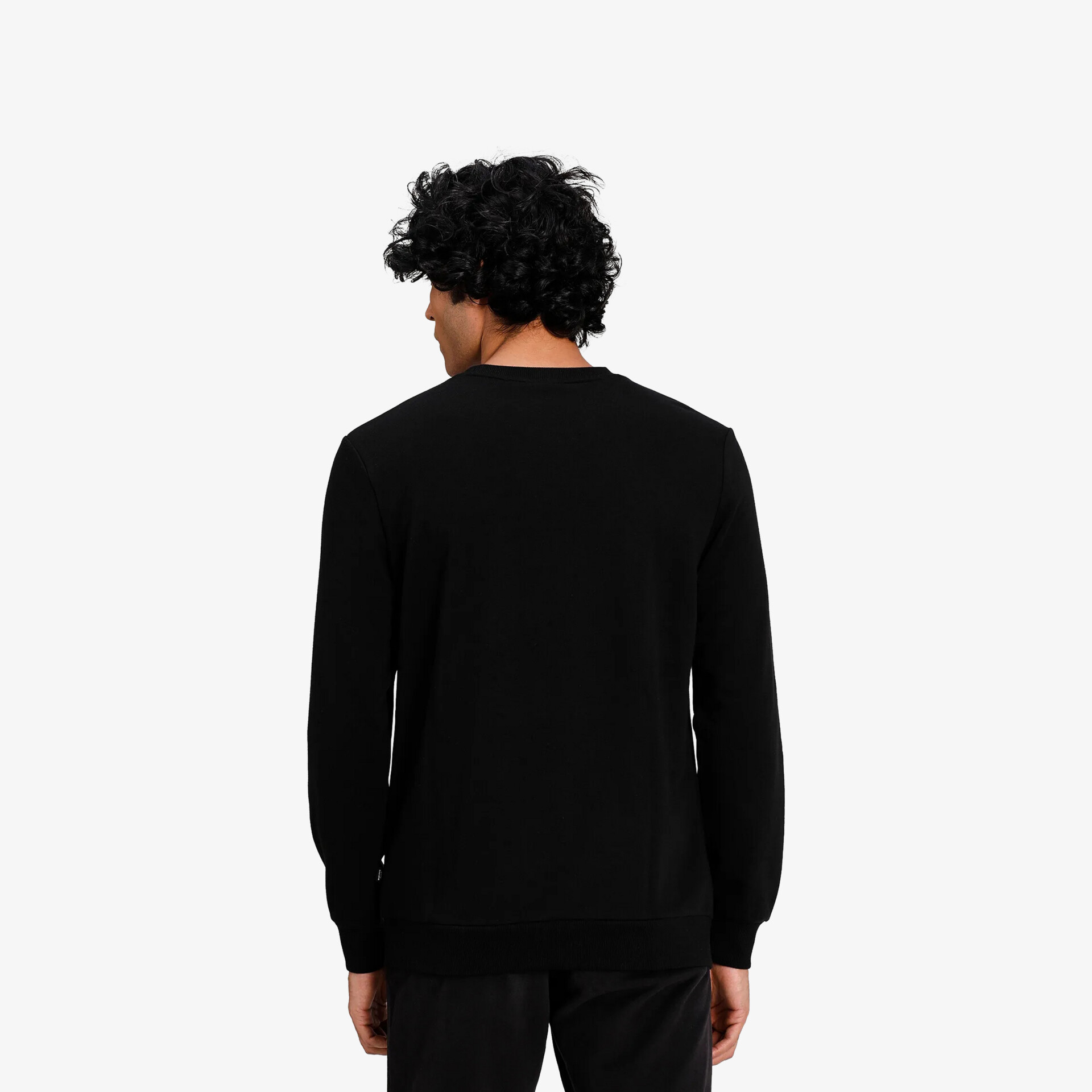 Schwarzer Pullover mit langem Arm und bequemen Schnitt in klarer Rückansicht, schlicht und zeitlos