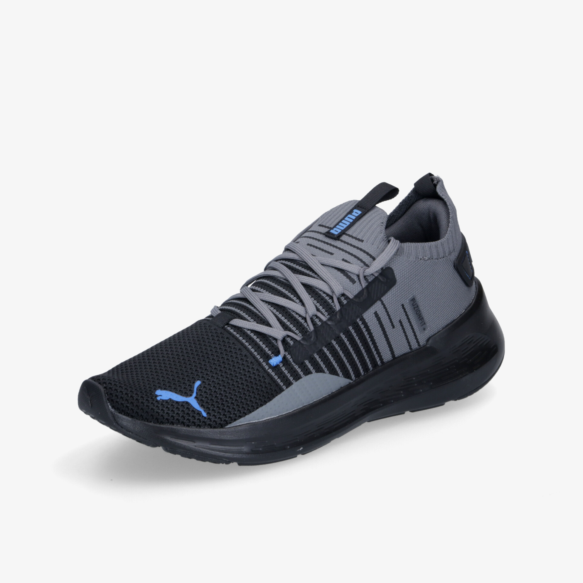 Leichter, atmungsaktiver Sportschuh mit flexiblem Design und komfortabler Passform in einem modernen Look