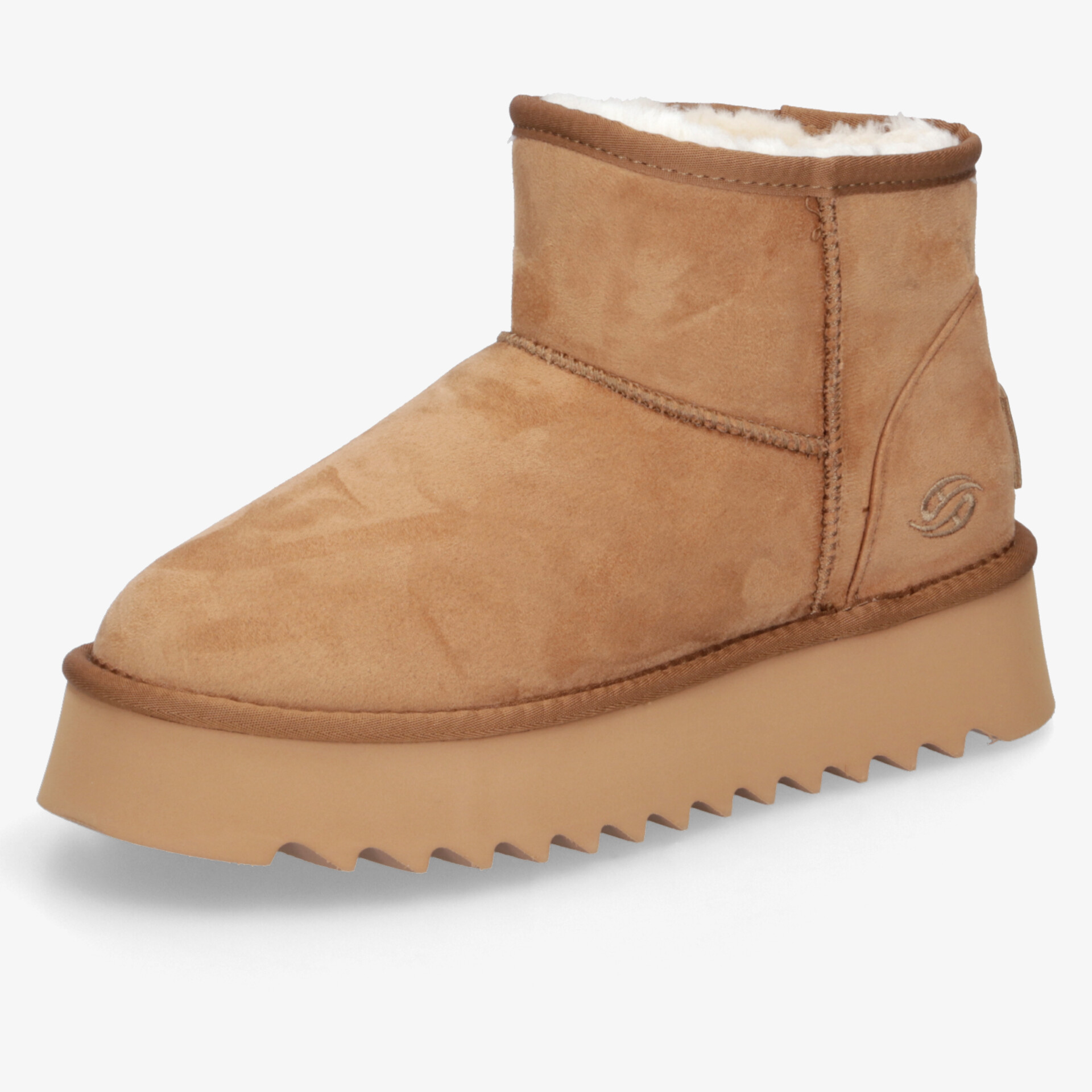 Beige Stiefel mit weicher Innensohle, rutschfester profilierter Sohle und robustem, bequemem Obermaterial