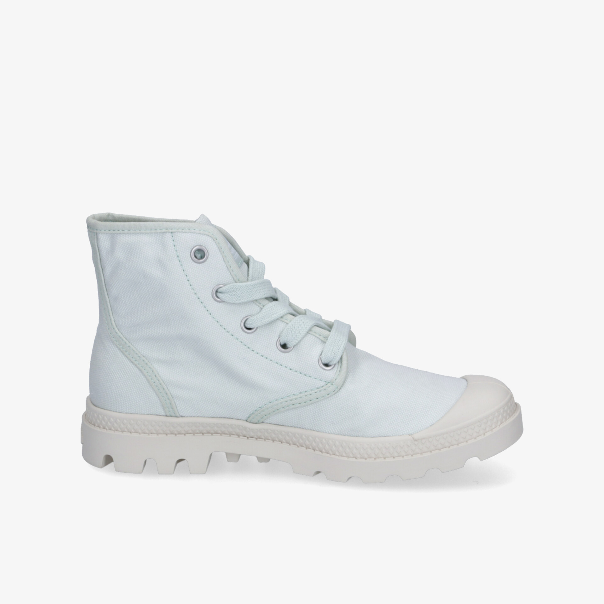 Weißer robuster Stiefel mit hohem Schaft und strapazierfähiger Sohle in klarer Seitenansicht