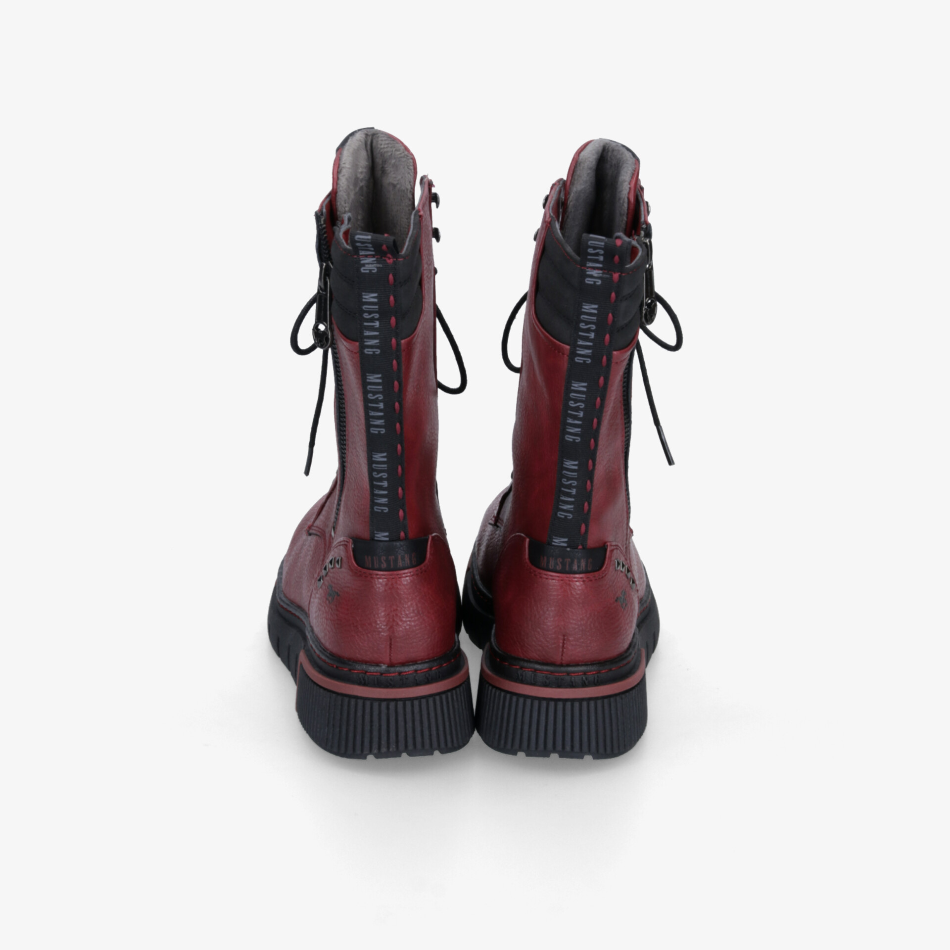 Dunkelrote robuste Stiefel mit Reißverschluss und dicker rutschfester Sohle von hinten
