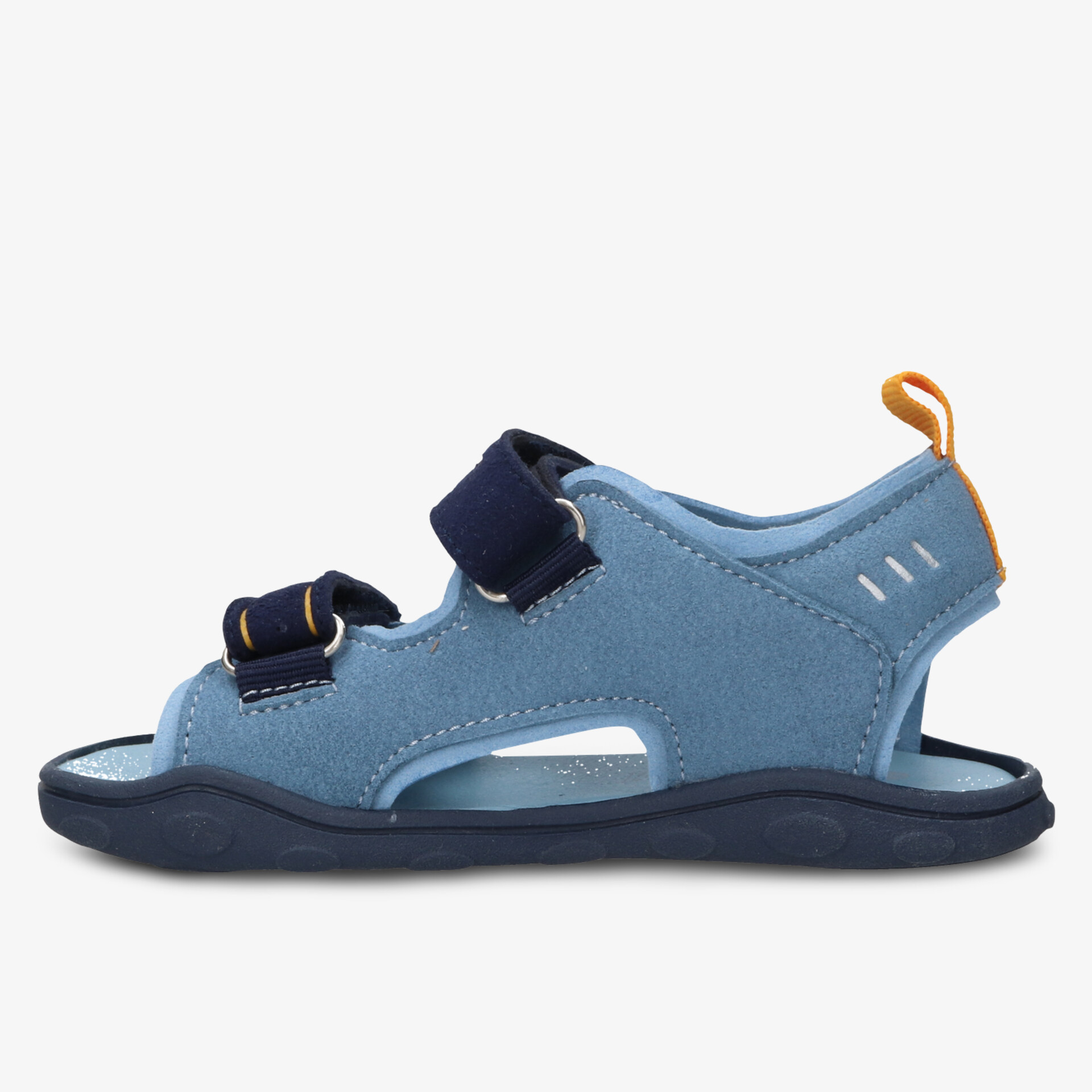 Leichter, komfortabler Sommerschuh mit verstellbaren Klettverschlüssen und weicher, rutschfester Sohle, seitliche Ansicht