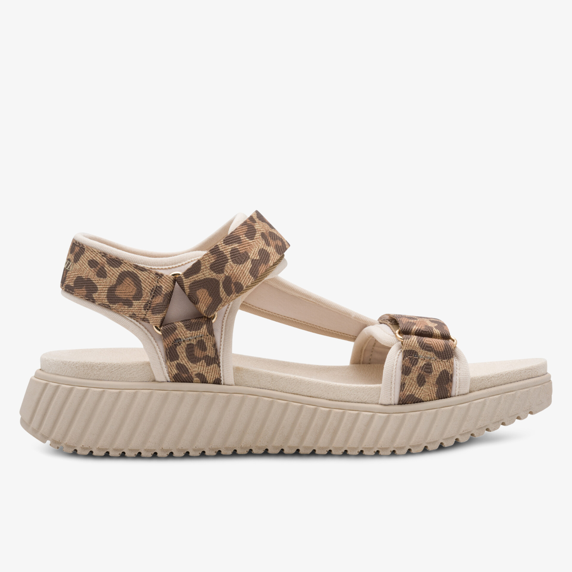 Seitliche Ansicht einer bequemen Sandale mit Leopardenmuster und verstellbaren Riemen für optimalen Halt