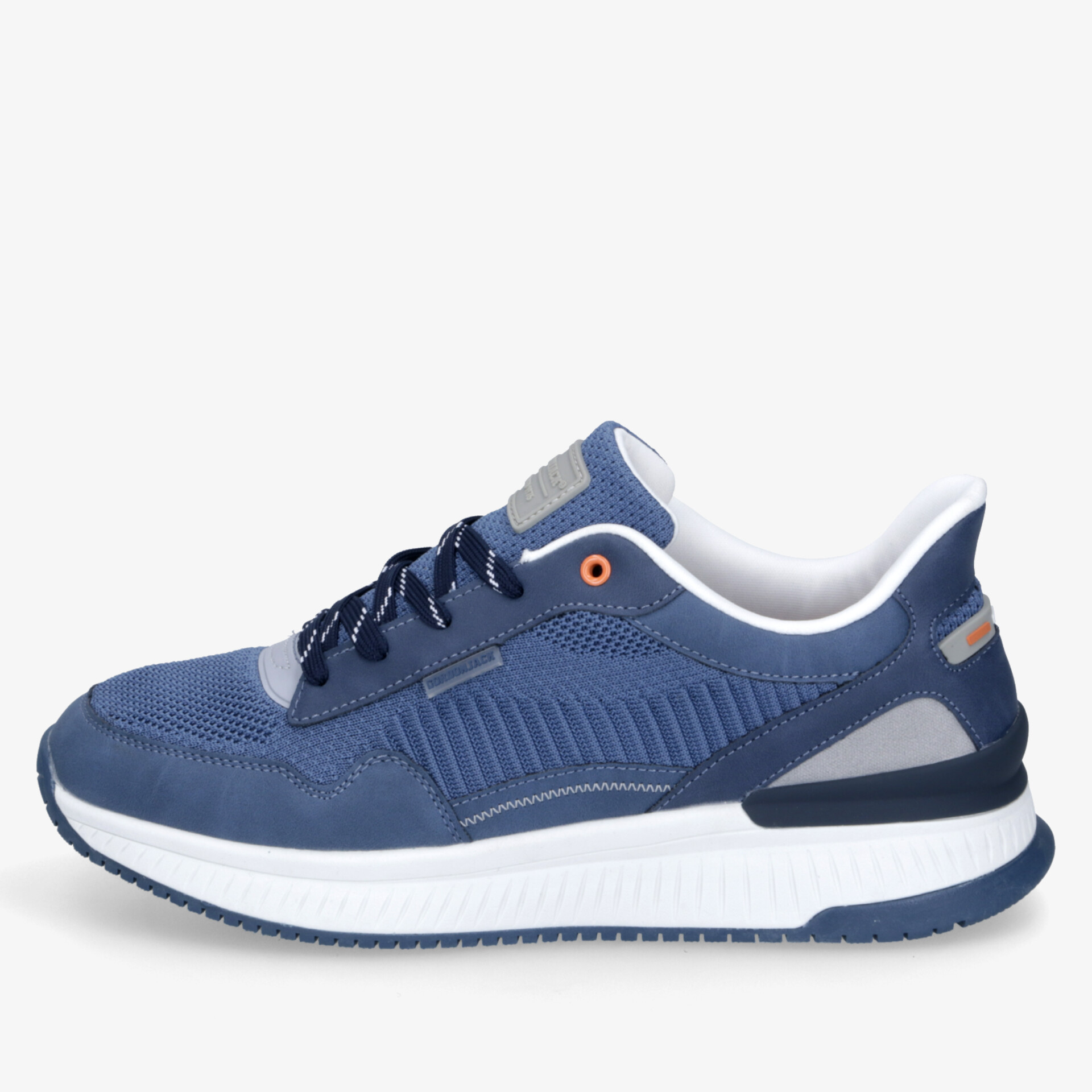 Blauer sportlicher Schuh mit atmungsaktivem Material, bequemer Passform und rutschfester Sohle in klarer Seitenansicht