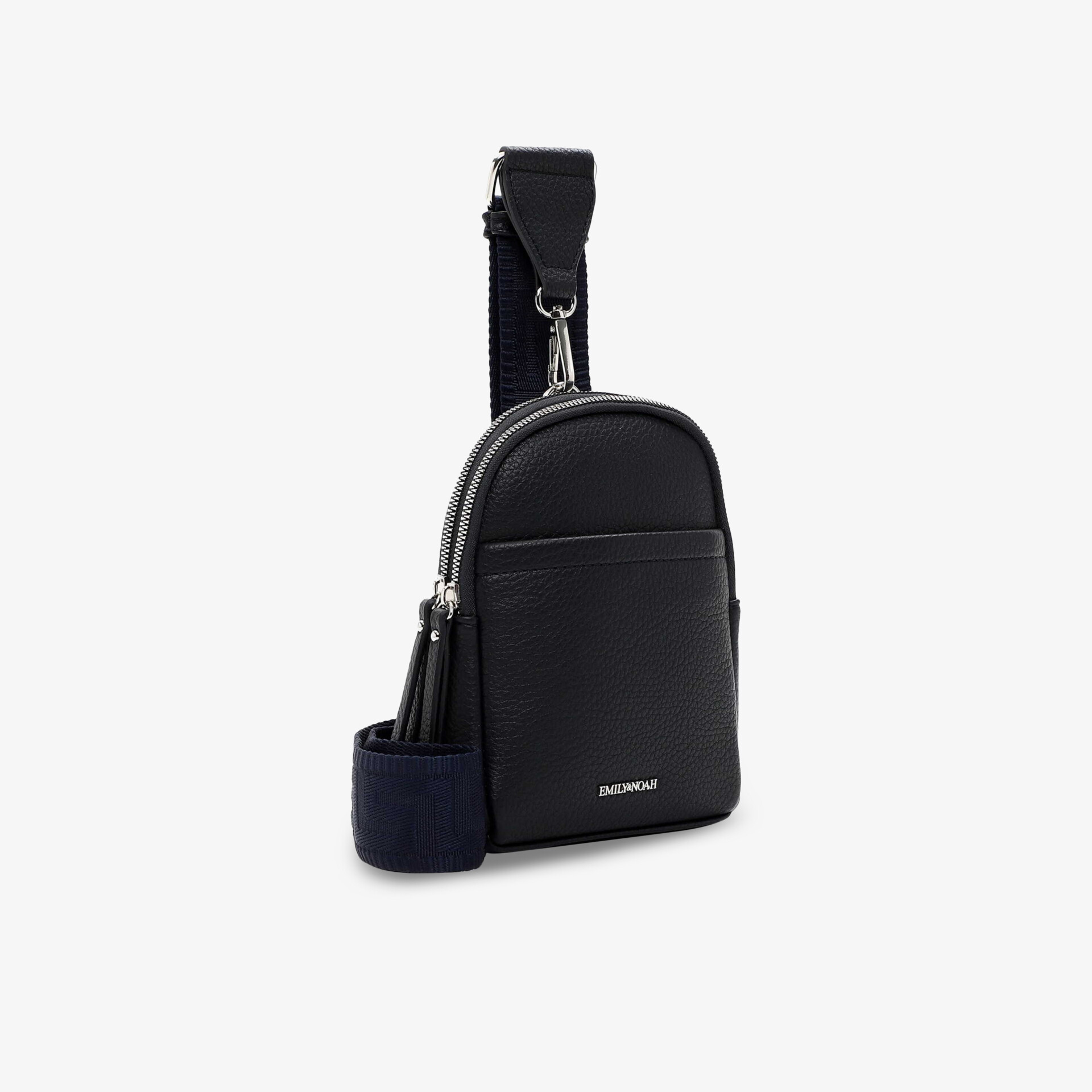 Schwarze kompakte Umhängetasche mit Reißverschluss und verstellbarem Trageriemen, seitliche Ansicht