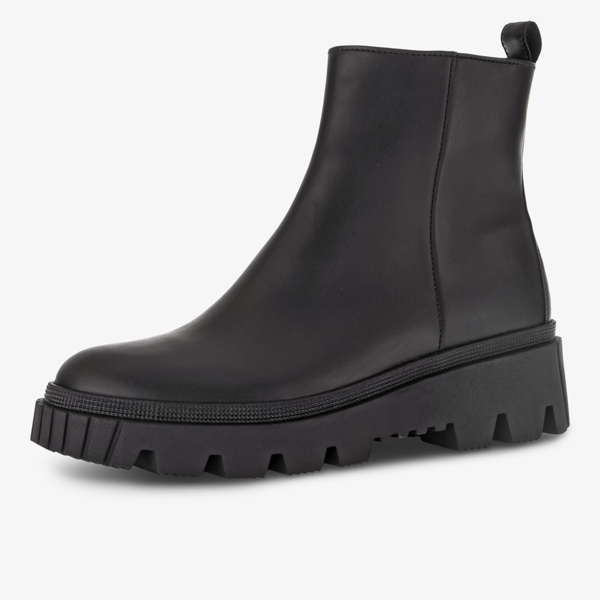 Schwarzer robuster Stiefel mit glattem Obermaterial und leicht profilierter Sohle, seitliche Ansicht