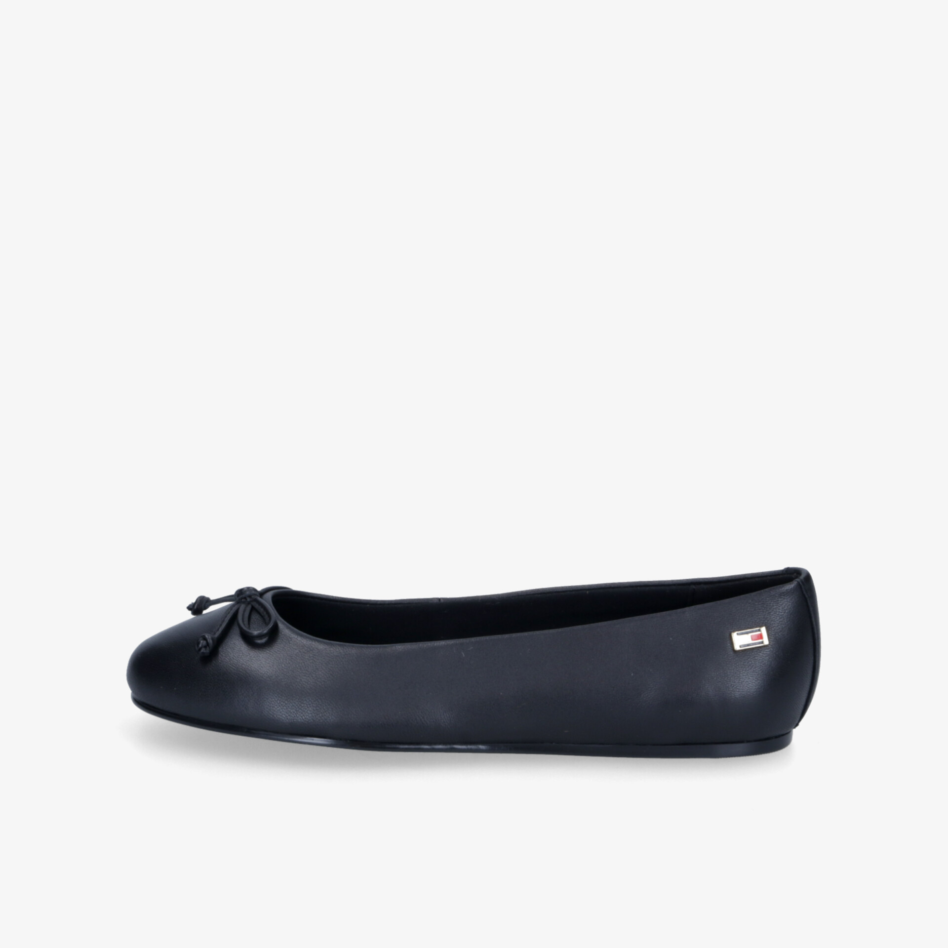 Eleganter schwarzer Ballerina mit weichem Material, leichter Komfort und schlichter, vielseitiger Stil