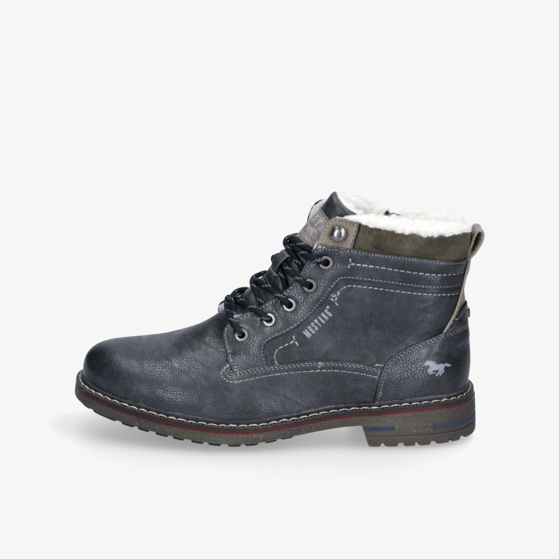 Robuster Winterschuh mit warmer Innenfütterung und rutschfester Sohle für optimalen Komfort und Schutz