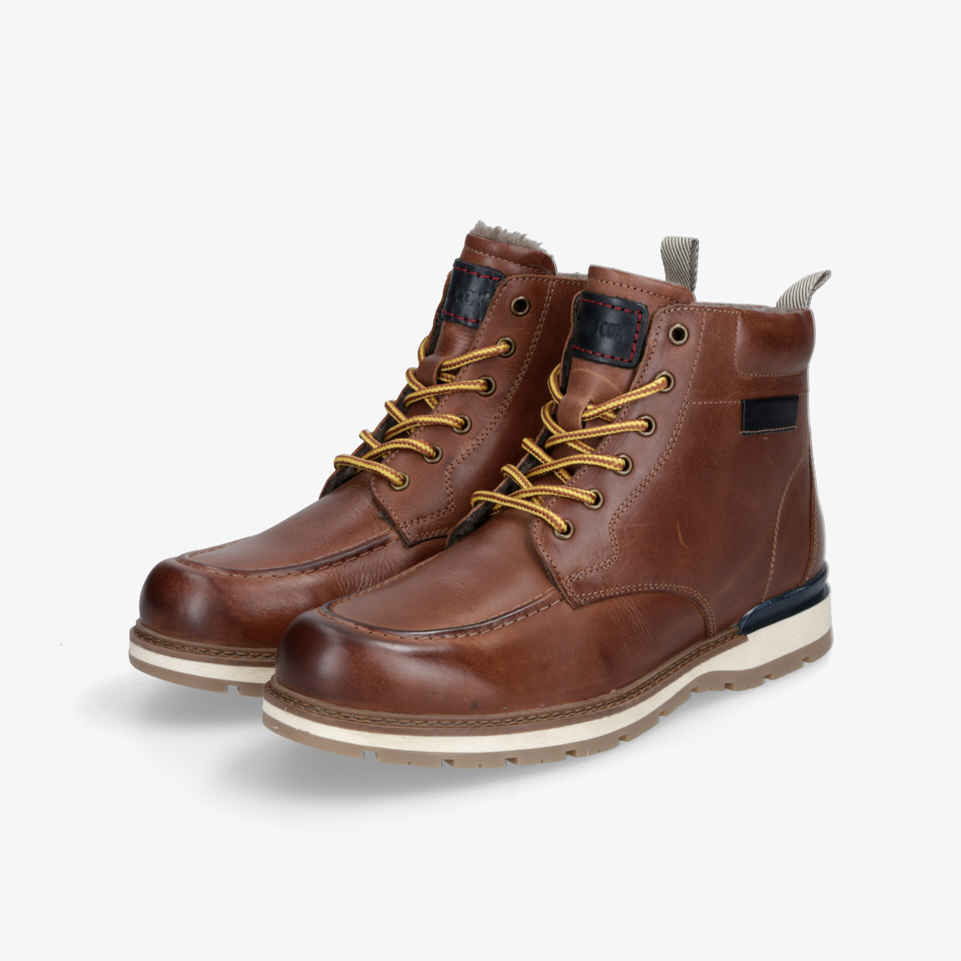 Modische braune Lederschuhe mit Schnürung und komfortabler Sohle, ideal für Alltag und Freizeit.