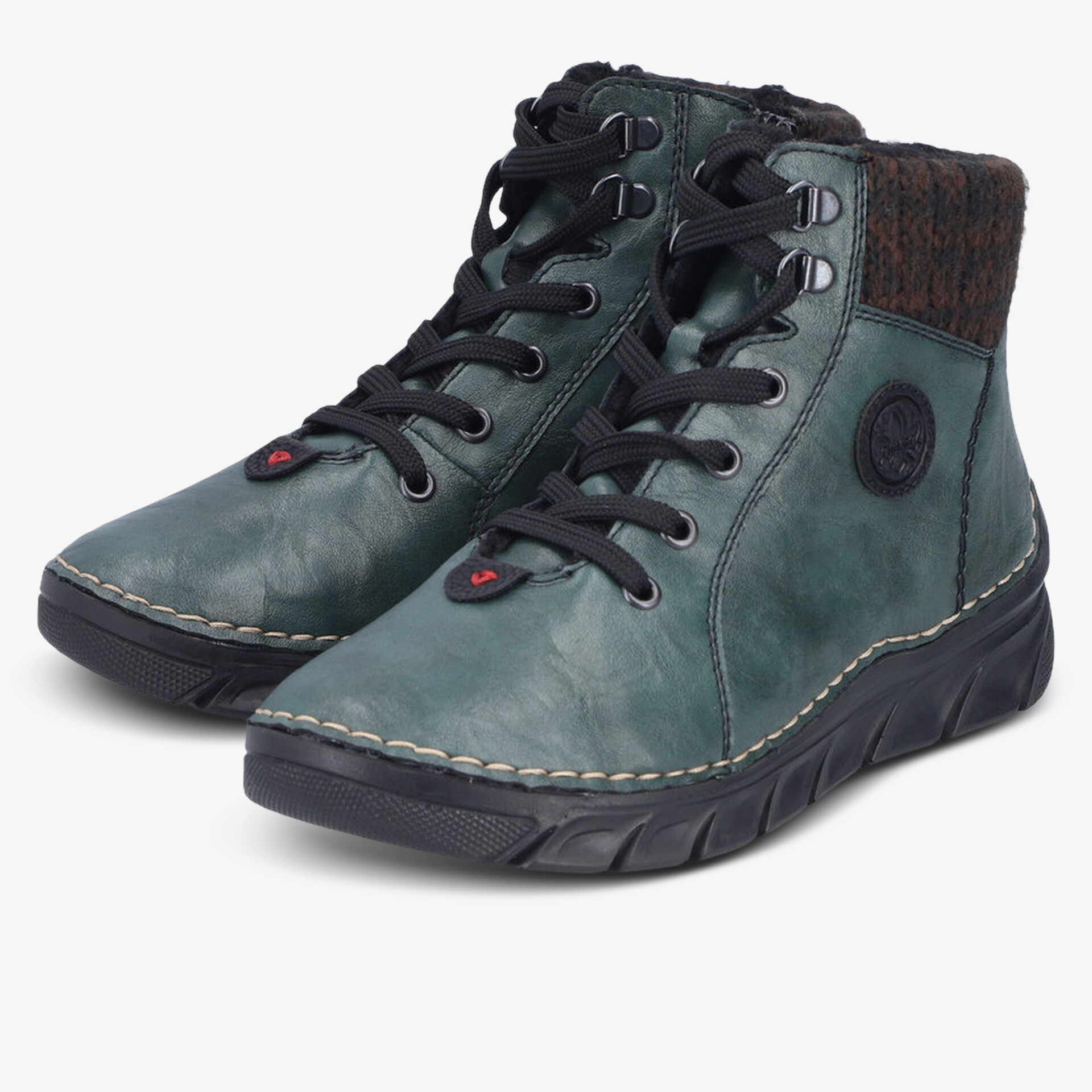 Sportlicher, robuster Schuh mit rutschfester Sohle und gepolstertem Knöchel für hohen Tragekomfort