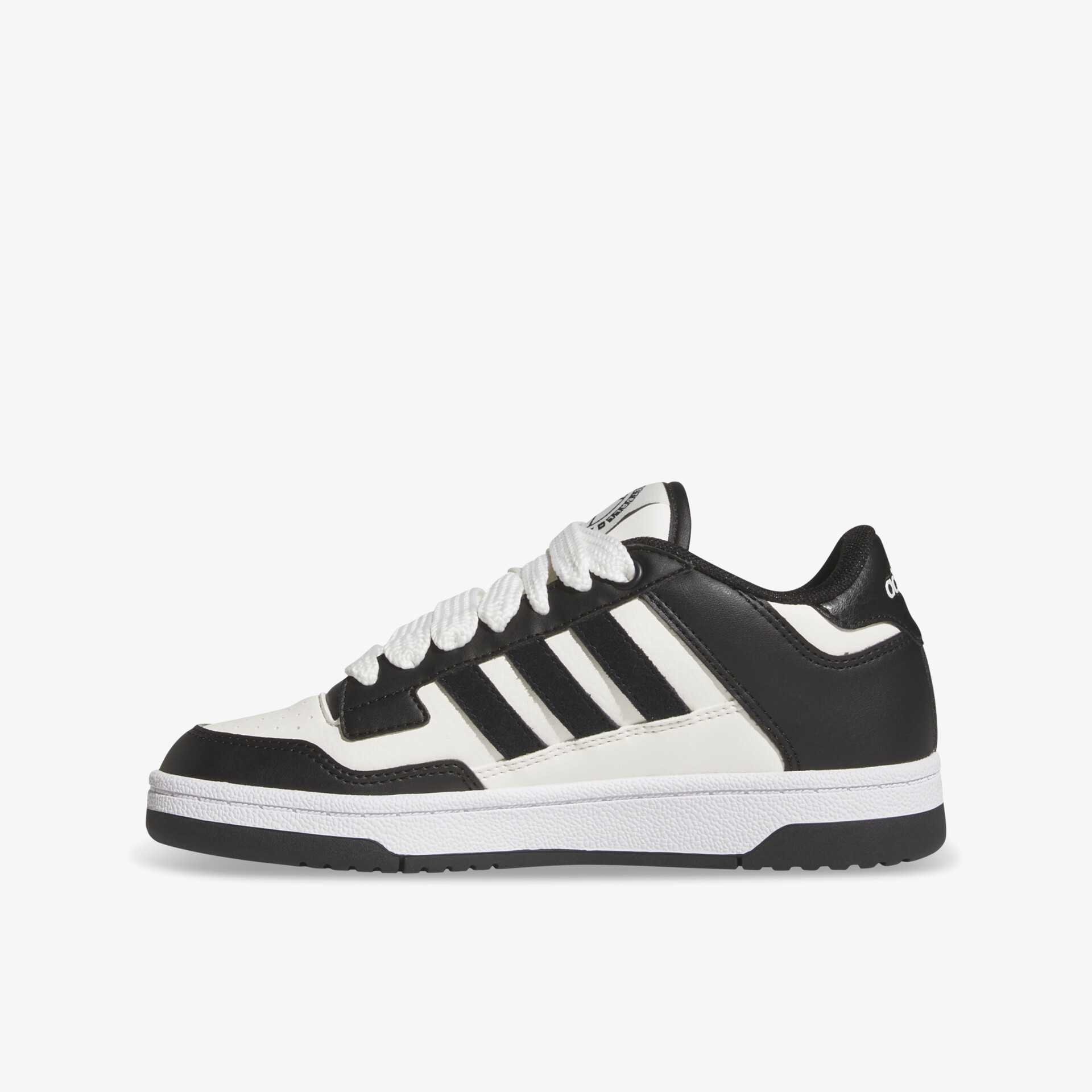 Schwarz-weißer Sneaker mit klarer Seitenansicht, sportlich und komfortabel für vielseitige Nutzung