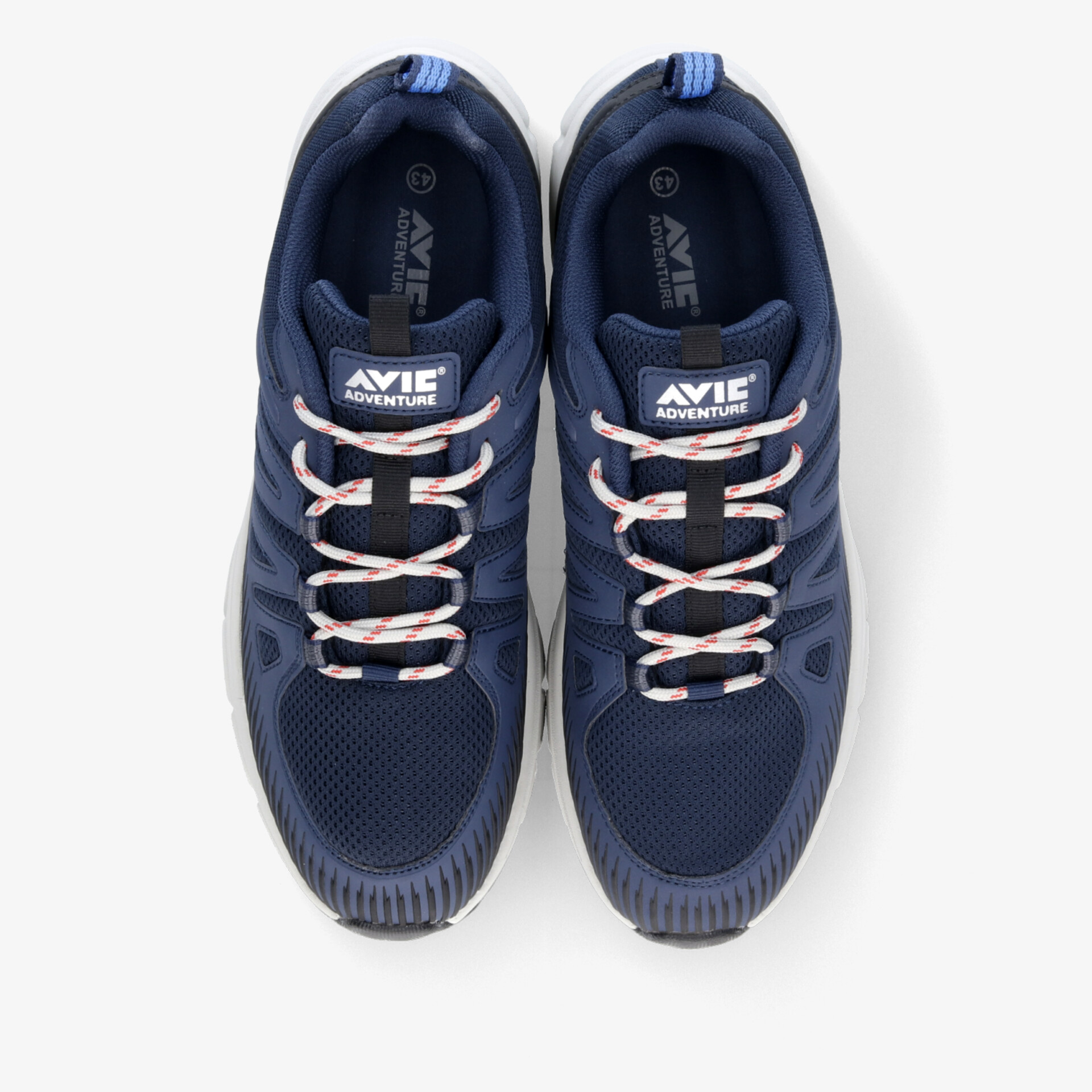 Bequeme und robuste blaue Sportschuhe mit rutschfester Sohle und moderner Schnürung im Paar, Draufsicht