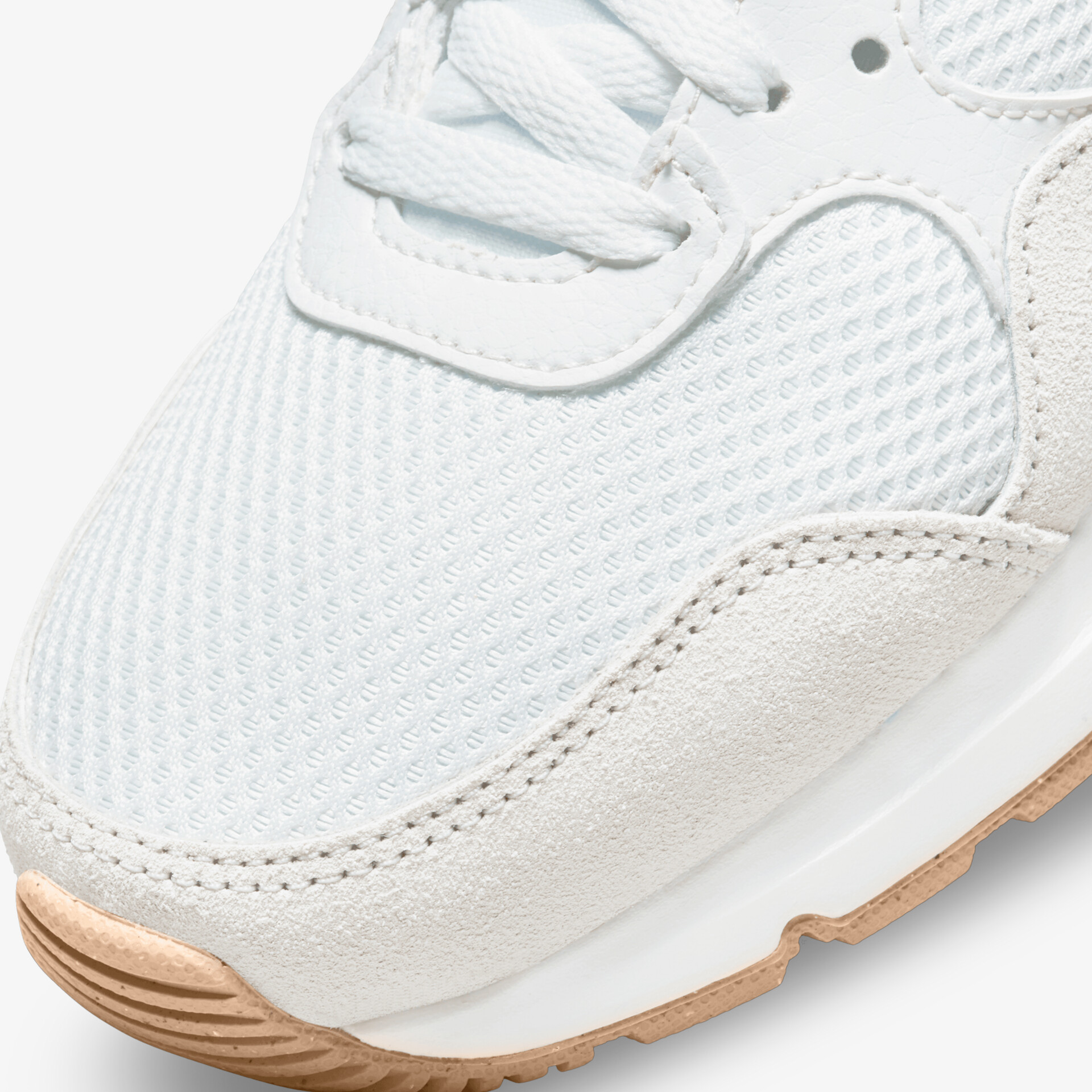 Leichter Sneaker mit atmungsaktivem Mesh-Obermaterial und rutschfester Sohle für optimalen Komfort und Style