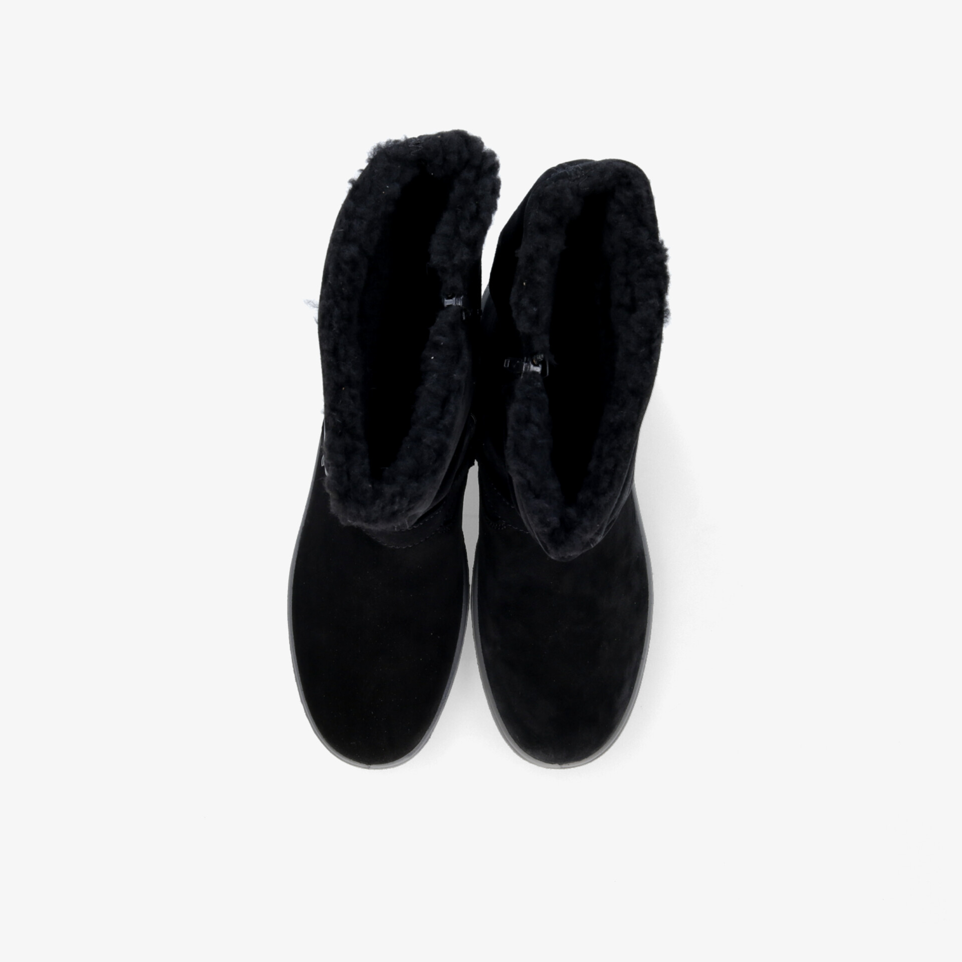 Warme schwarze Schuhe mit weichem Innenfutter, bequemes Tragegefühl und elegantes, pflegeleichtes Design im Paar