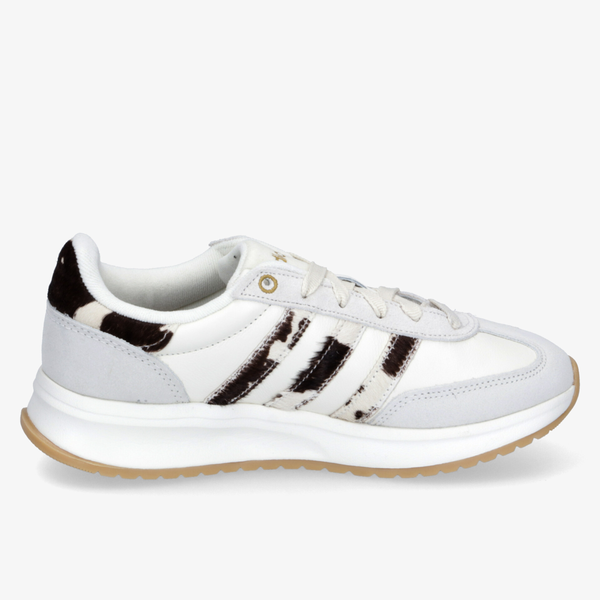 Leichter weißer Sportschuh mit schwarzem Design, rutschfester Sohle und komfortabler Polsterung für beste Stabilität