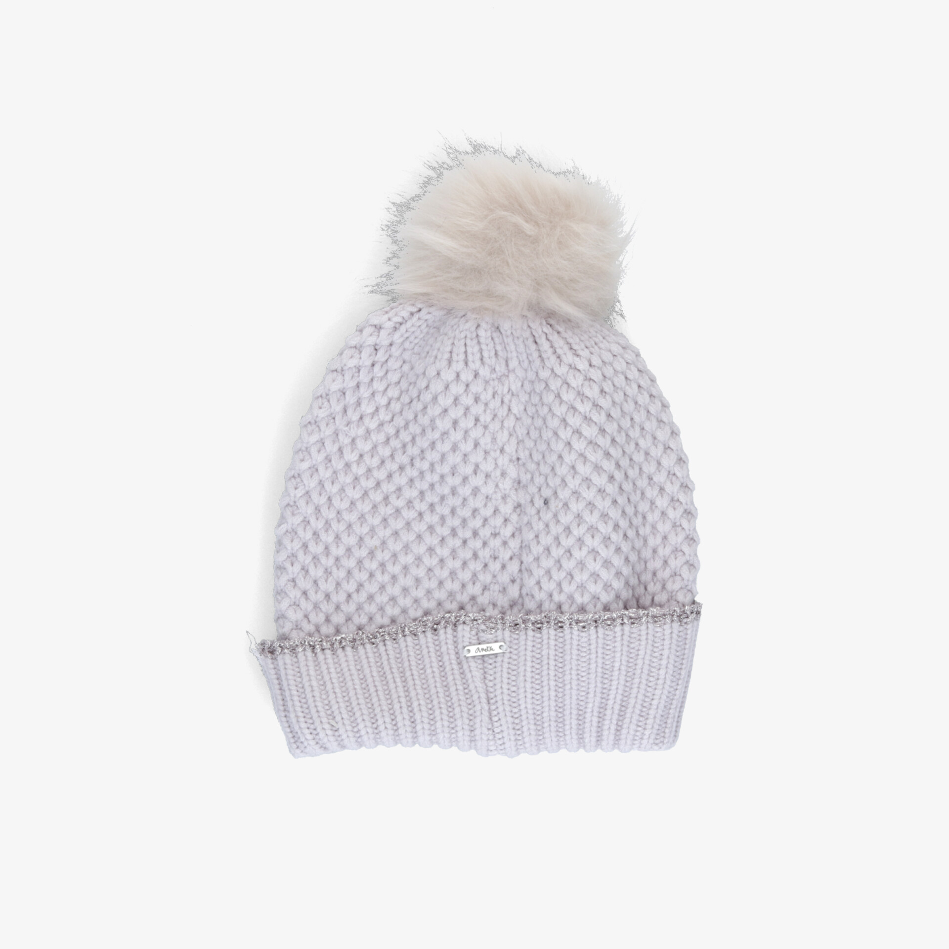 Weiße Strickmütze mit modischem Pompon, weiches warmes Material, angenehmer Komfort für kalte Tage