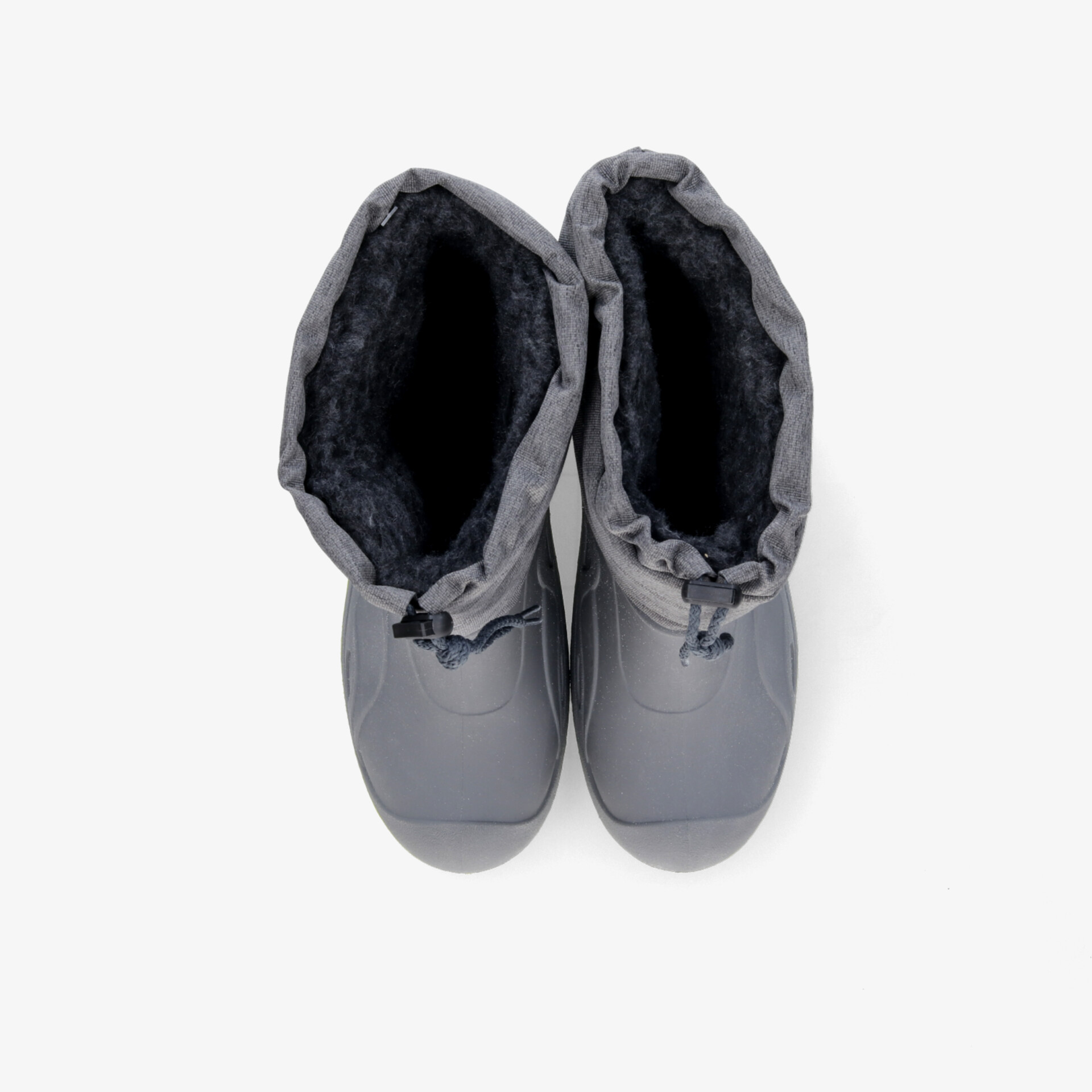Warmes Paar grau gefütterter Winterstiefel mit komfortabler Passform und rutschfester Sohle für kalte Tage