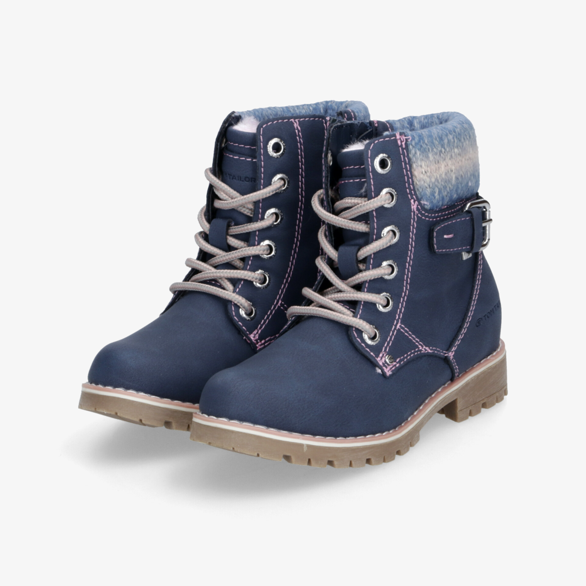 Robuste blaue Winterstiefel mit stabiler Schnürung und rutschfester Sohle für optimalen Halt