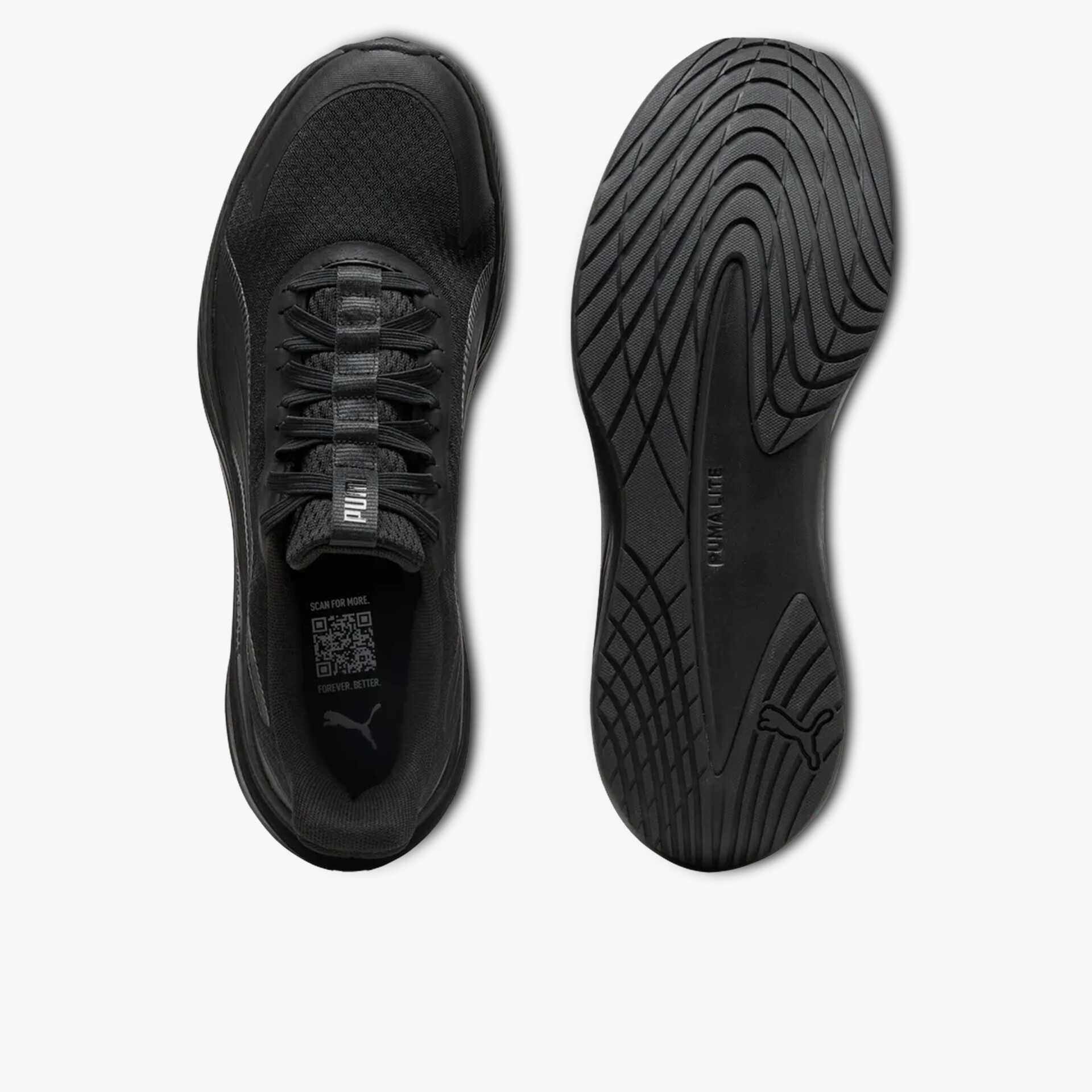 Schwarze Schuhe mit rutschfester Sohle und atmungsaktivem Material, ideal für sportliche Aktivitäten.