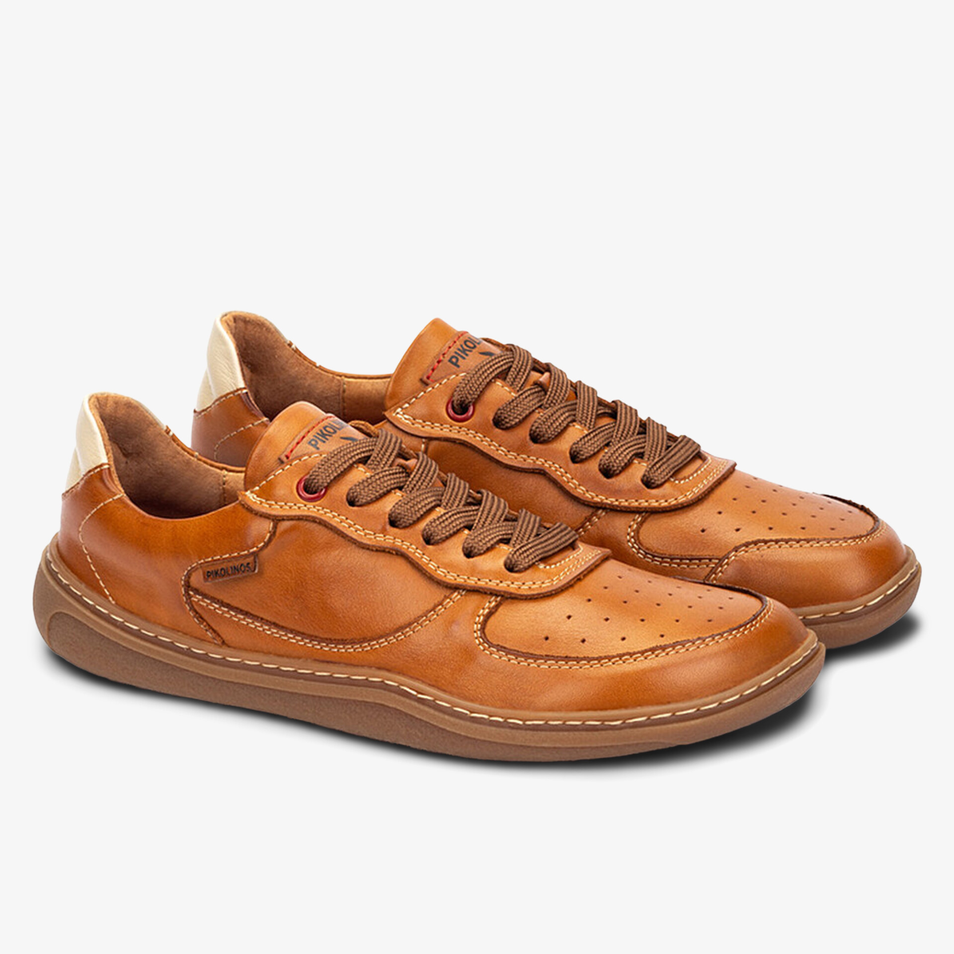 Sportlicher brauner Lederschuh mit flexibler Sohle und hohem Tragekomfort, modernes Design