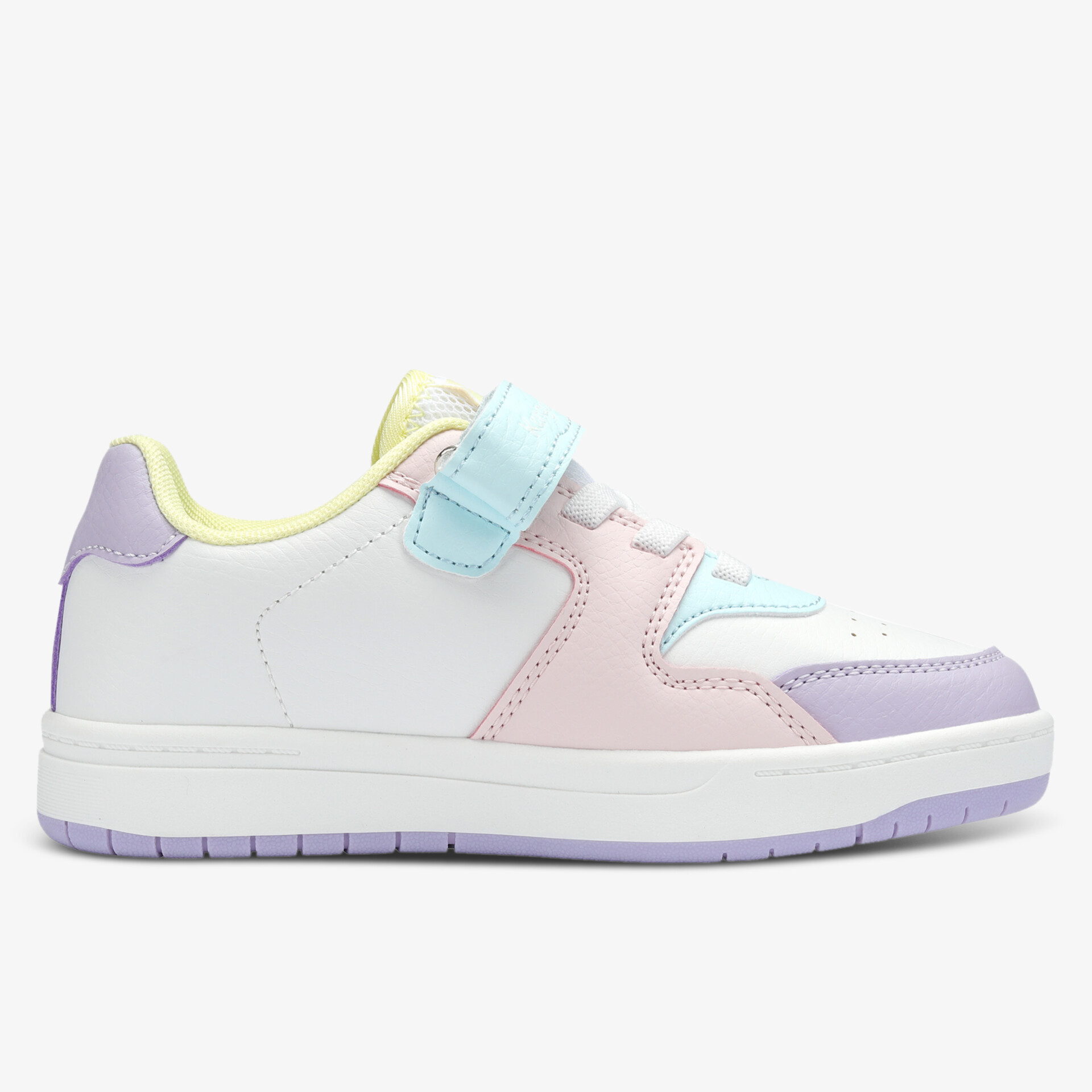 Moderner Sneaker mit Klettverschluss in sanften Pastellfarben, bequeme Passform und rutschfeste Sohle