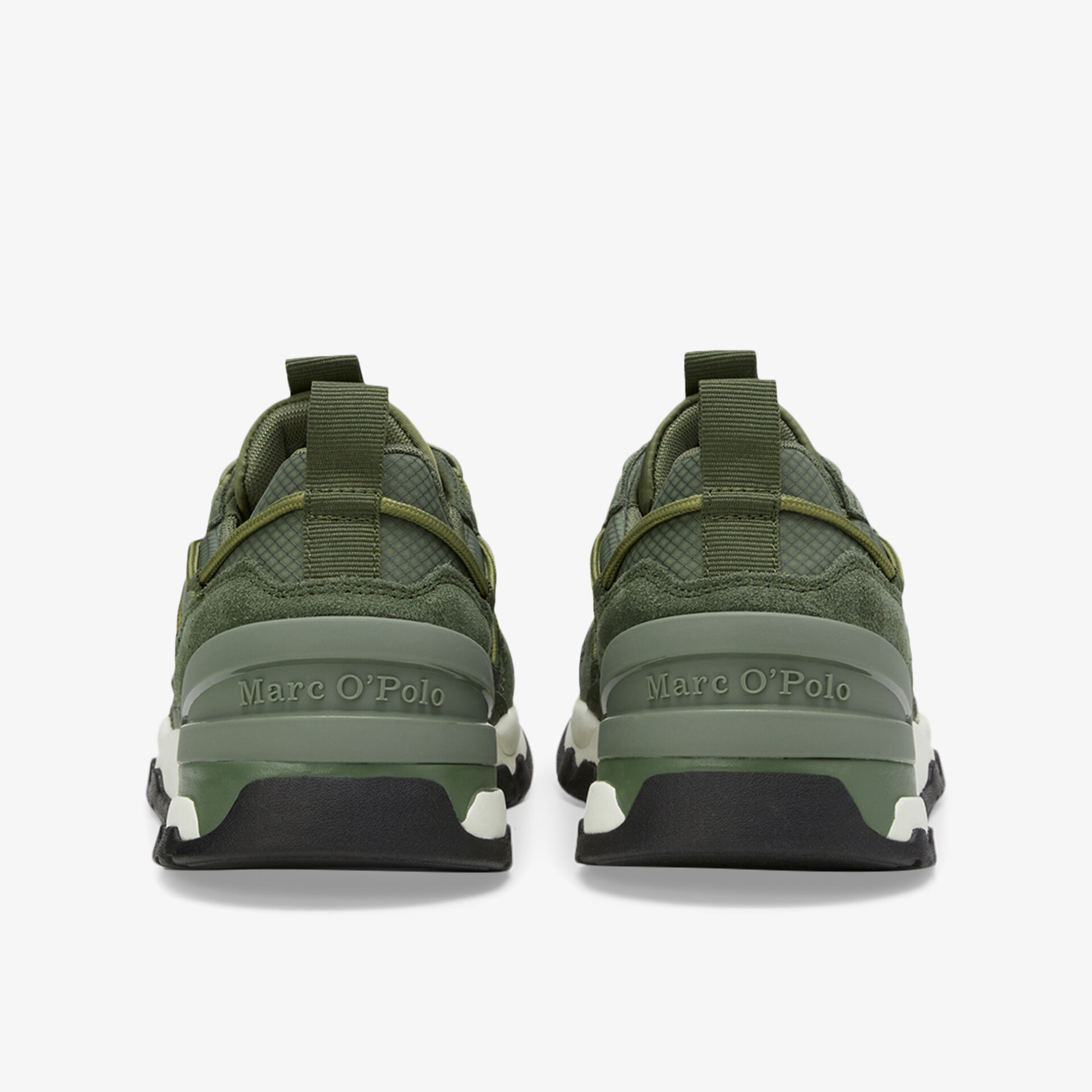 Stilvolle grüne Sneaker mit robustem Design und hohem Tragekomfort, ideal für Freizeitaktivitäten.