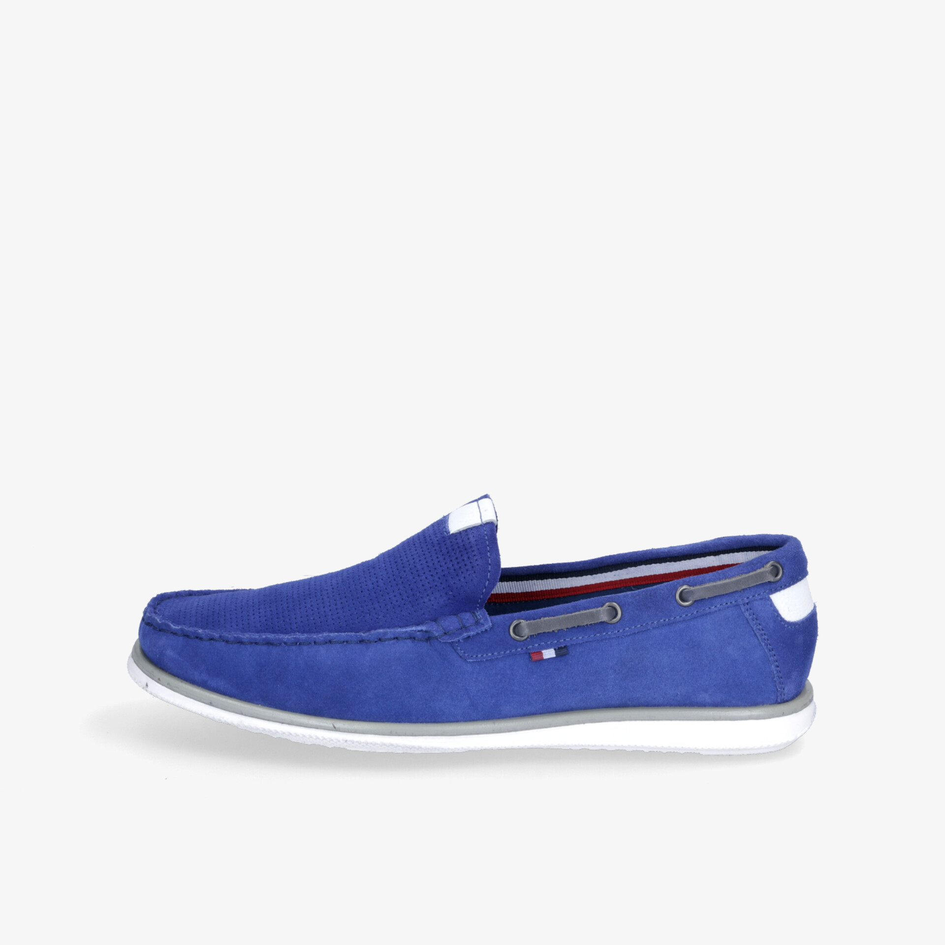 Eleganter blauer Wildleder-Loafer mit bequemer, rutschfester Sohle und stilvollem Design für vielseitigen Einsatz.