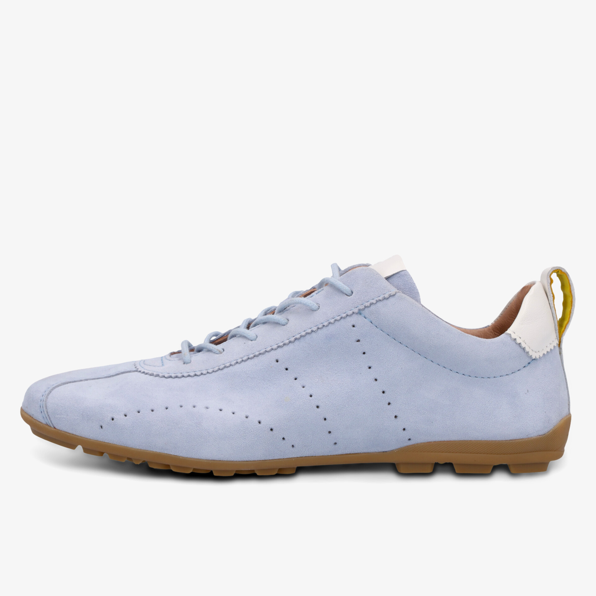 Sportlicher Lederschuh mit rutschfester Sohle und bequemem Tragekomfort in modernem Design.