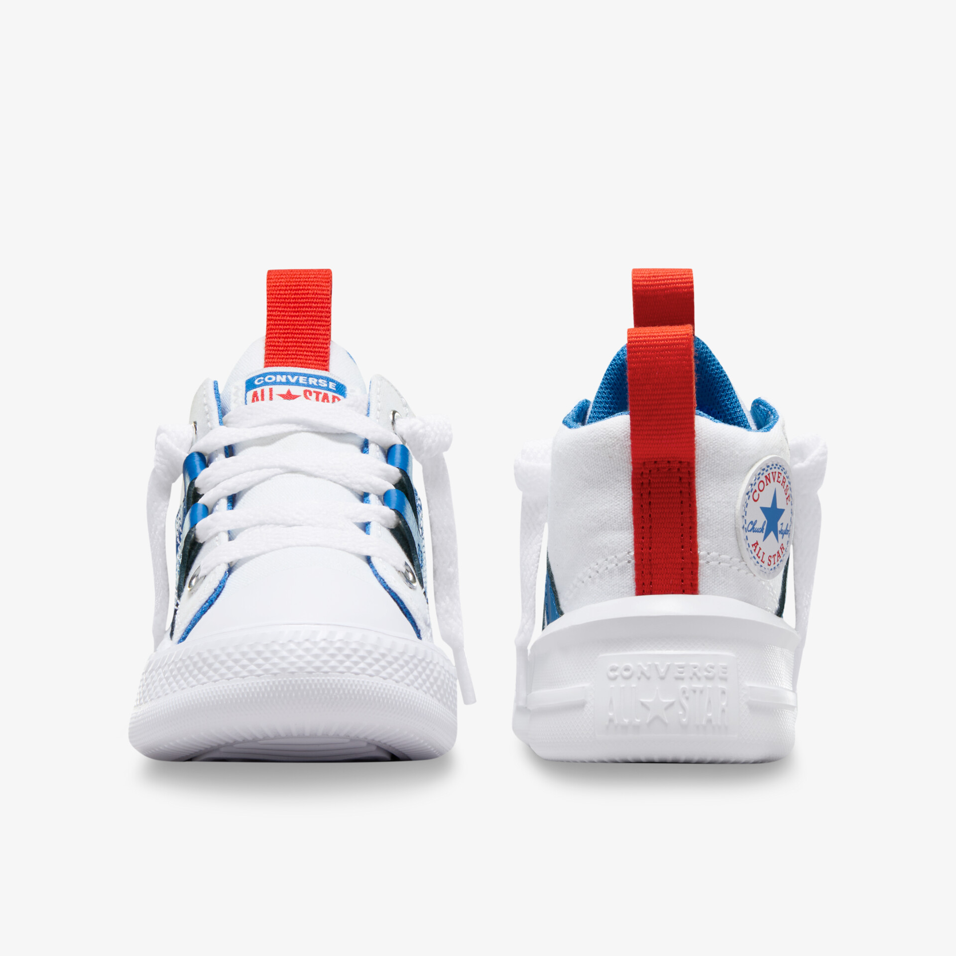 Moderner leichter Sneaker mit atmungsaktivem Obermaterial, flexibler Sohle und bequemer Passform in Weiß, Blau und Rot
