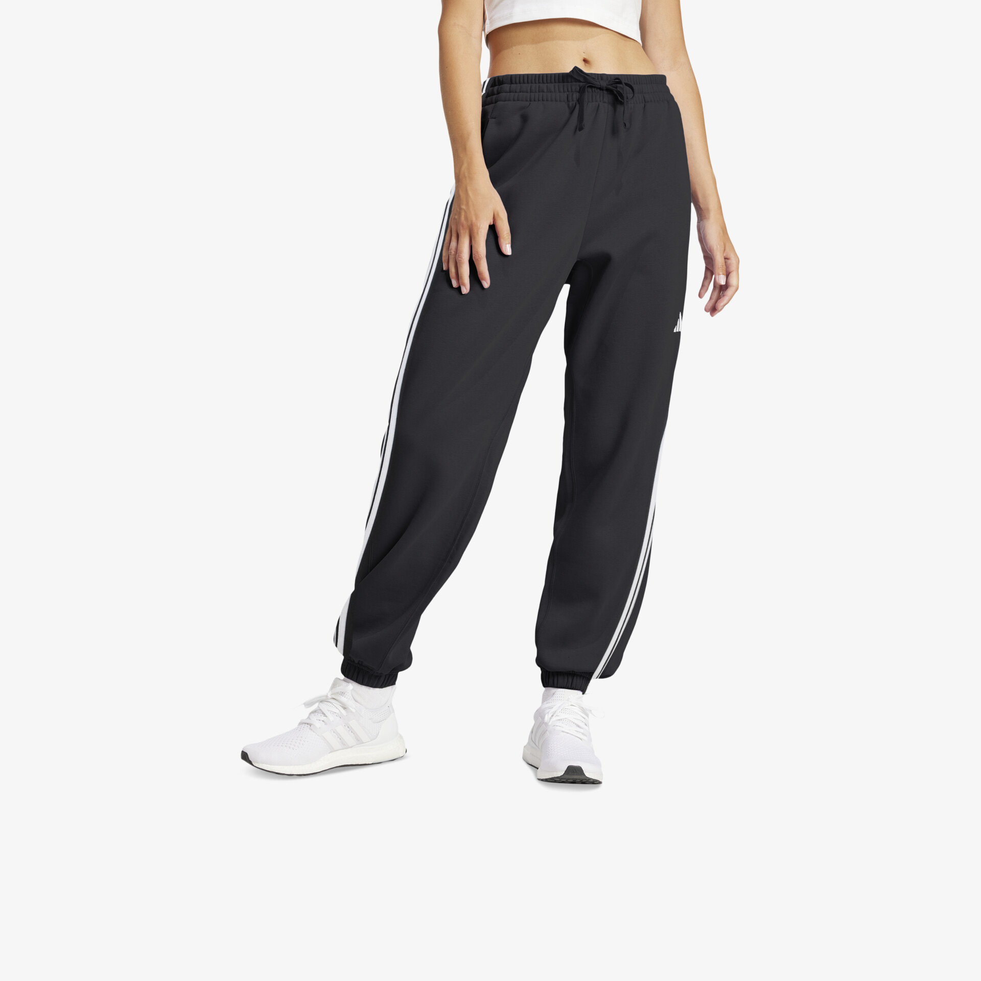 Schwarze sportliche Freizeithose mit weißen Seitenstreifen und elastischem Bund für komfortablen Tragekomfort