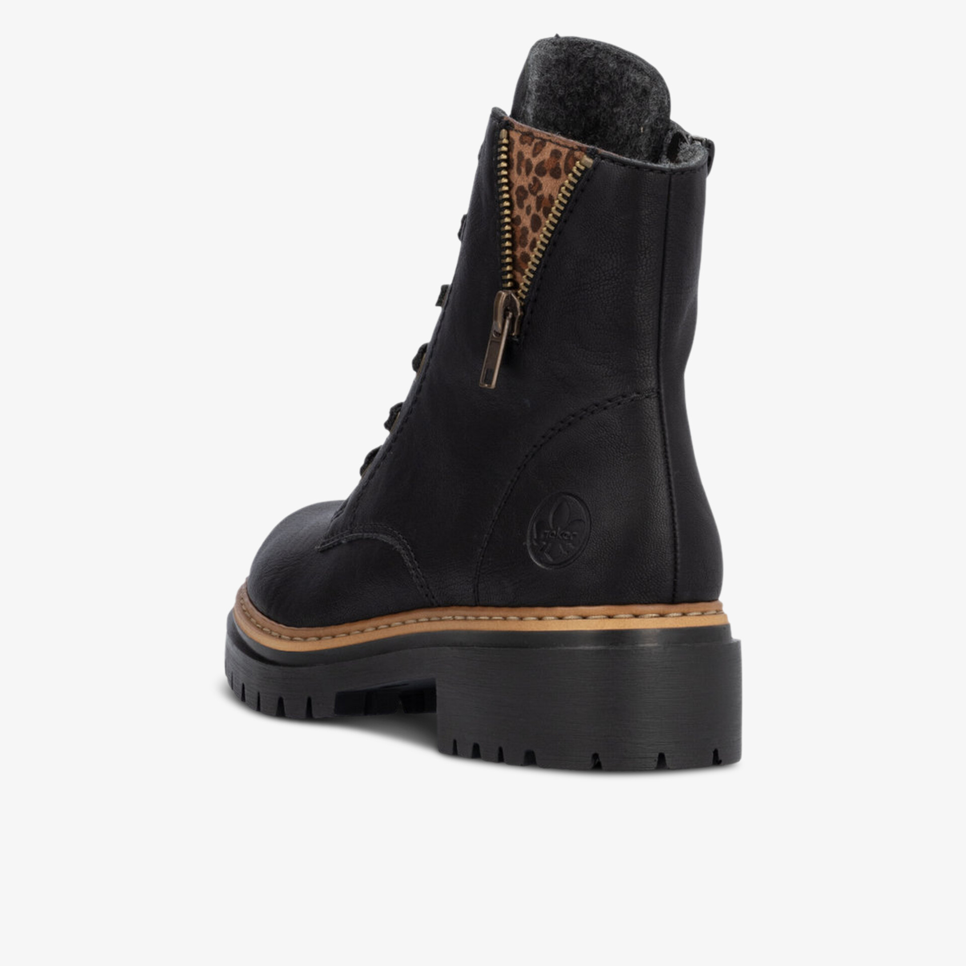 Robuster Stiefel mit warmem Innenfutter, rutschfester Sohle und seitlichem Reißverschluss für einfachen Einstieg