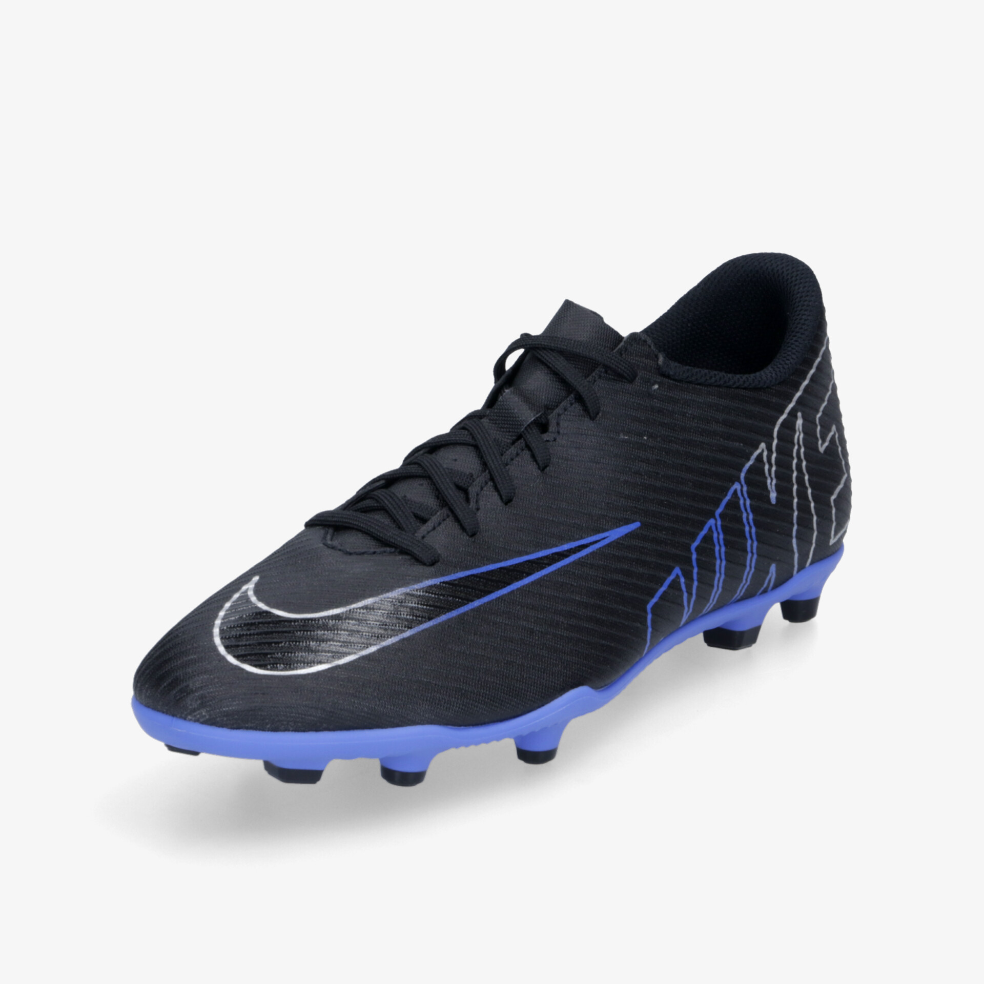 Schwarzer Nike Fußballschuh mit blauen Nocken, leichter und strapazierfähiger Sportschuh für hohen Komfort und Kontrolle