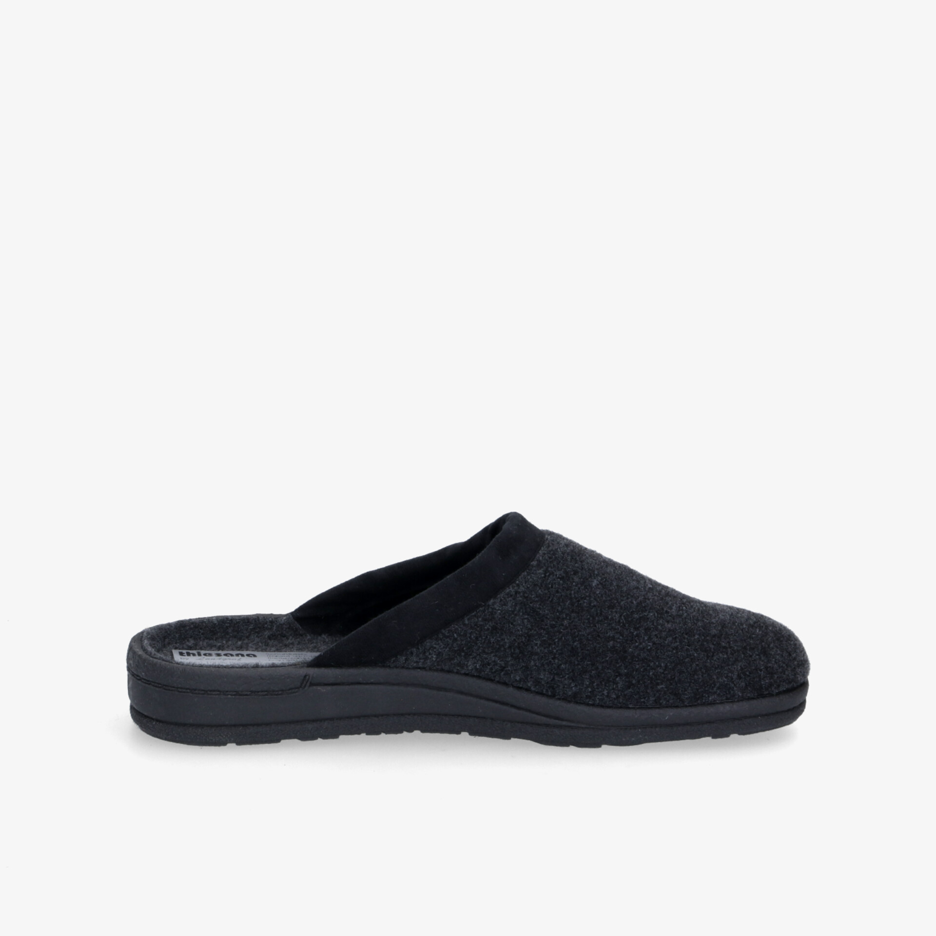 Bequemer, warmer Hausschuh mit ergonomischem Design und rutschfester Sohle in klassischem Schwarz