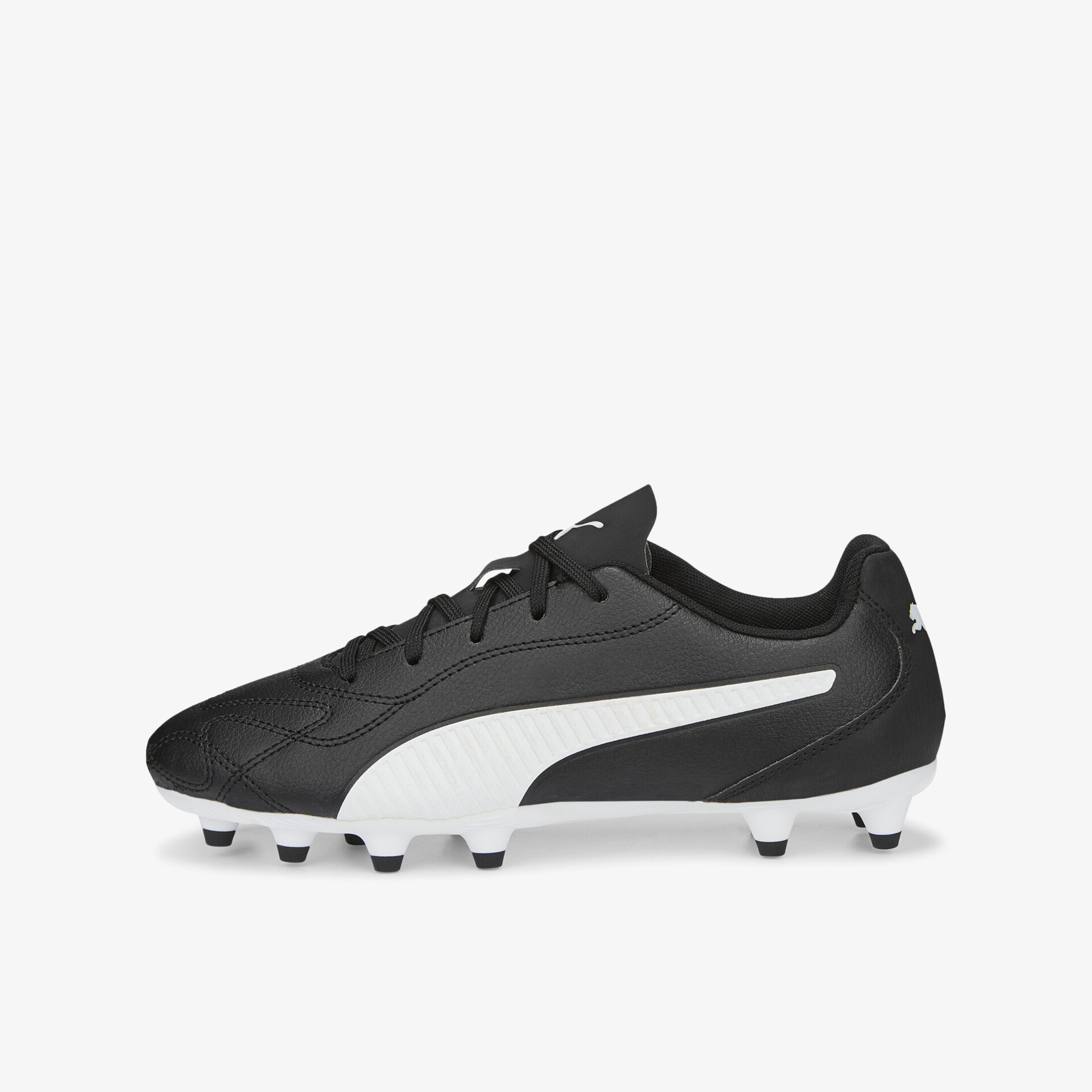 Stilvolle schwarze Fußballschuhe mit weißem Logo und robusten Stollen für optimale Spielfeldperformance.
