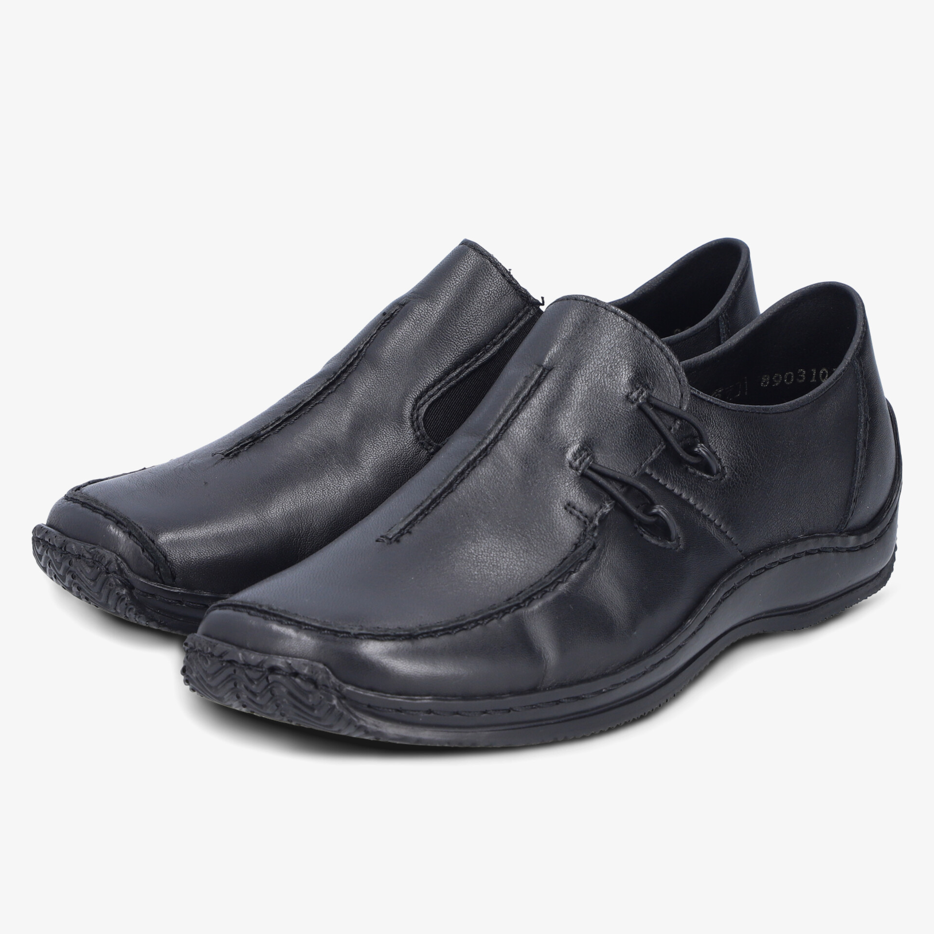 Elegante schwarze Schuhe mit hochwertiger Verarbeitung und rutschfester Sohle.