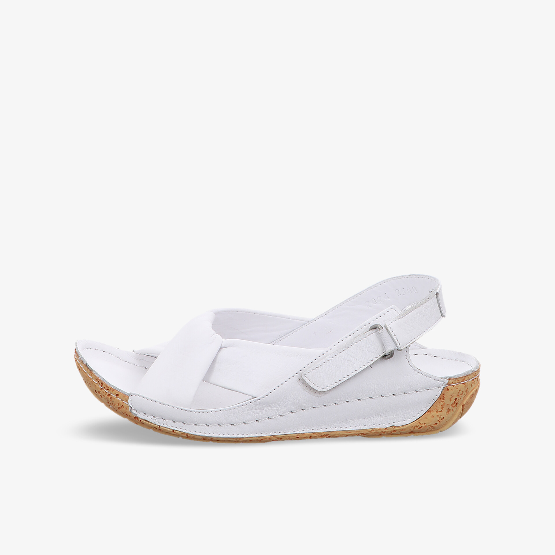 Bequemer weißer Sandalenschuh mit verstellbarem Riemen und rutschfester Sohle in seitlicher Ansicht