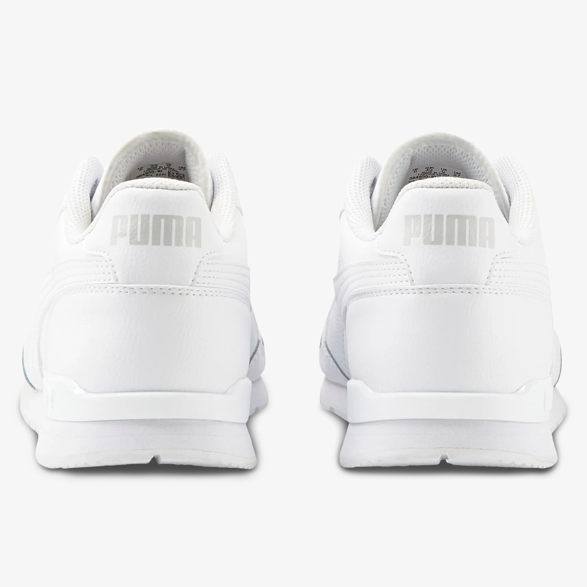 Leichte weiße Sneakers in moderner Rückansicht mit sauberem, minimalistischen Design und komfortabler Polsterung