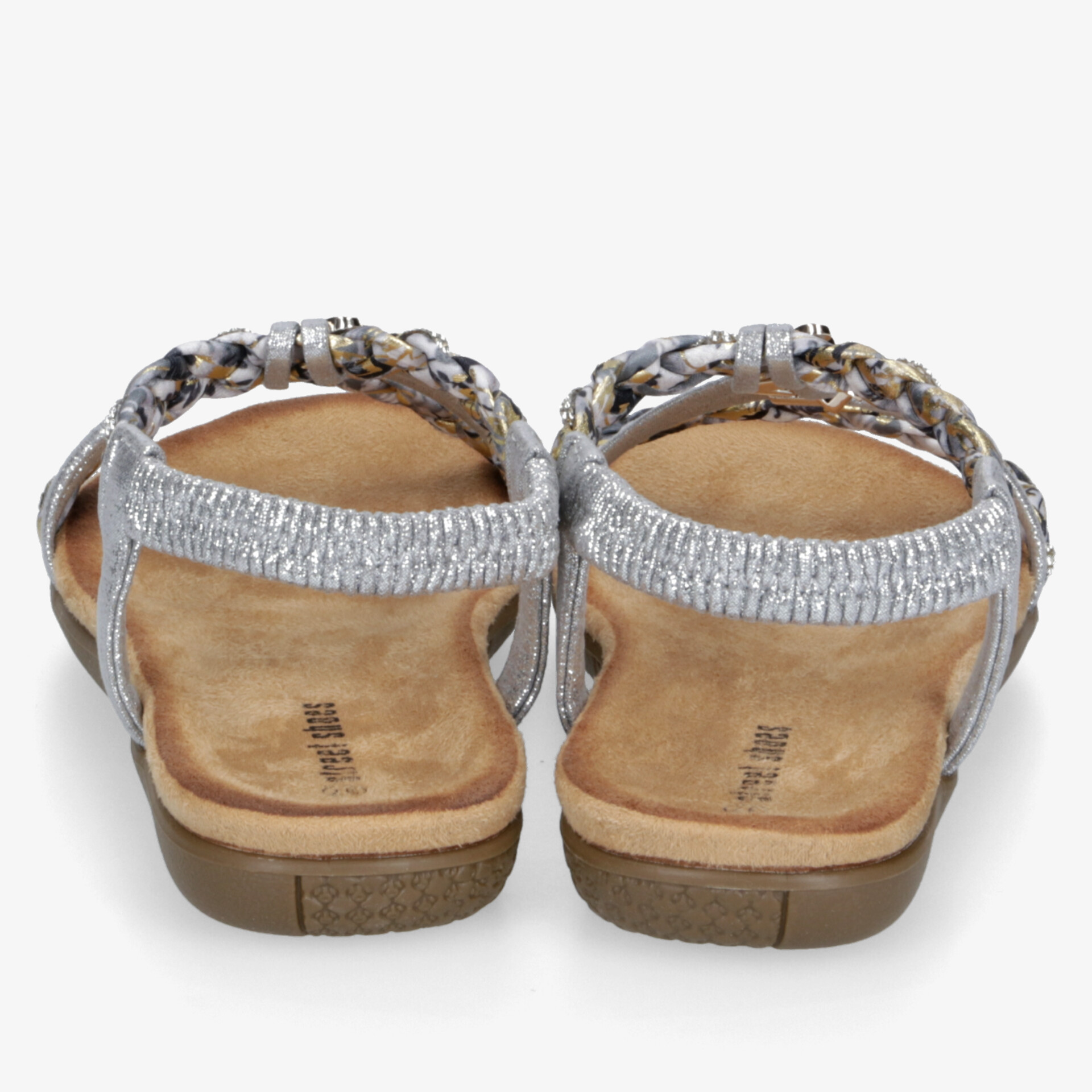 Bequeme Sandalen mit gepolsterter Innensohle und verstellbaren Riemen, ideal für sommerlichen Tragekomfort