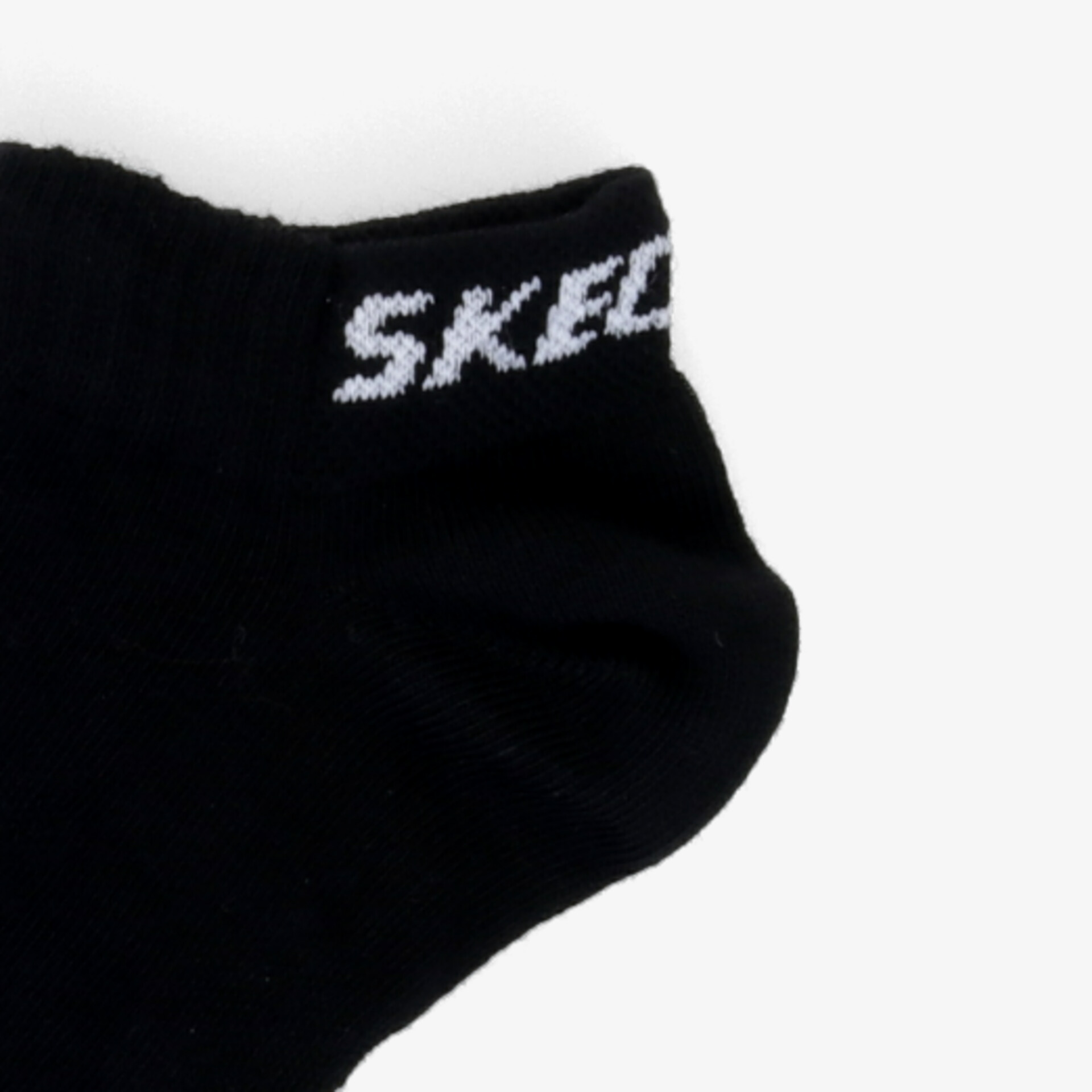 Bequeme und stilvolle Socken mit elastischem Bund für optimalen Tragekomfort