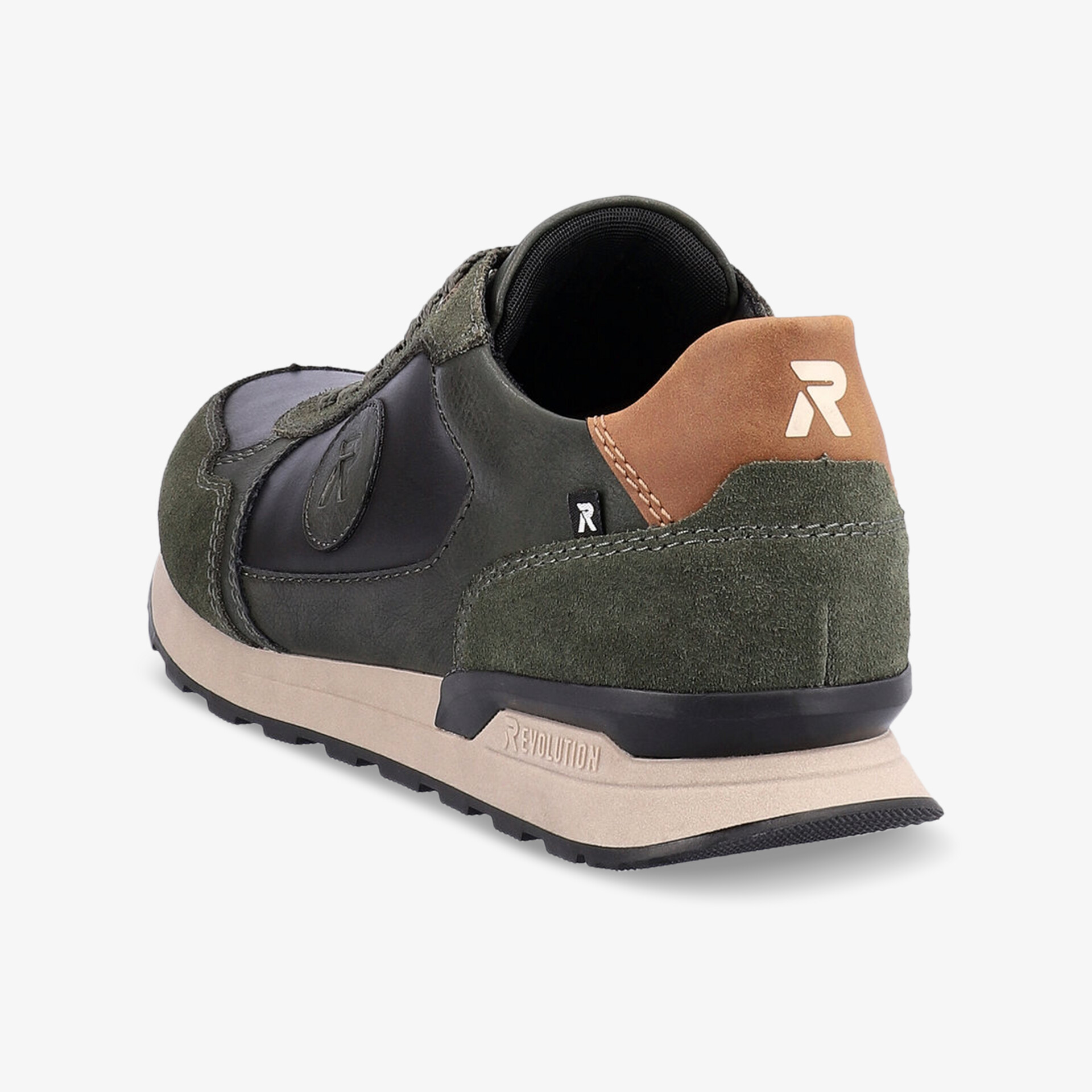 Vielseitiger Schuh mit robuster Bauweise und rutschfester Sohle in stilvoller Farbkombination.