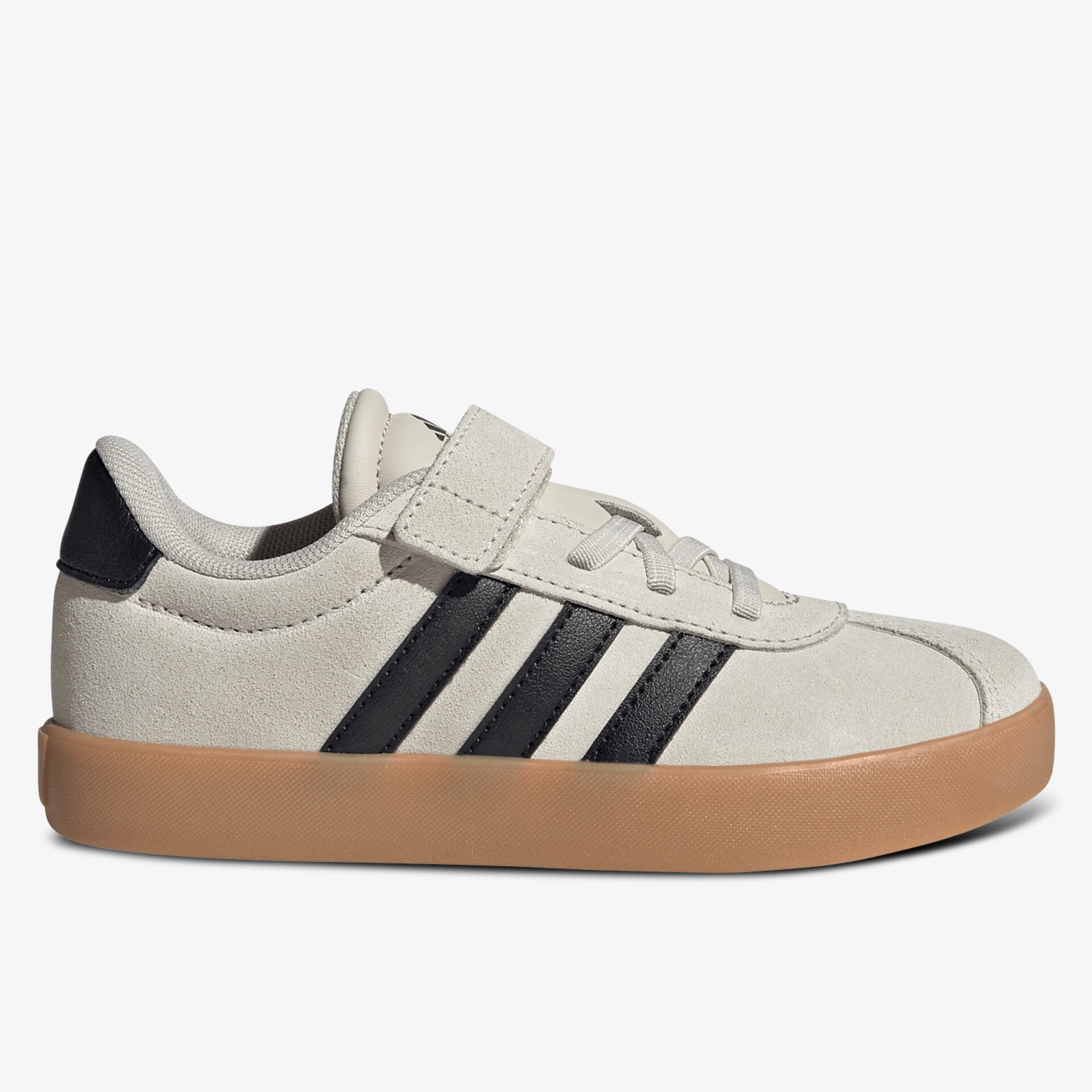 Moderner Sneaker mit seitlichen Streifen und robuster Gummisohle, komfortabel und sportlich gestaltet