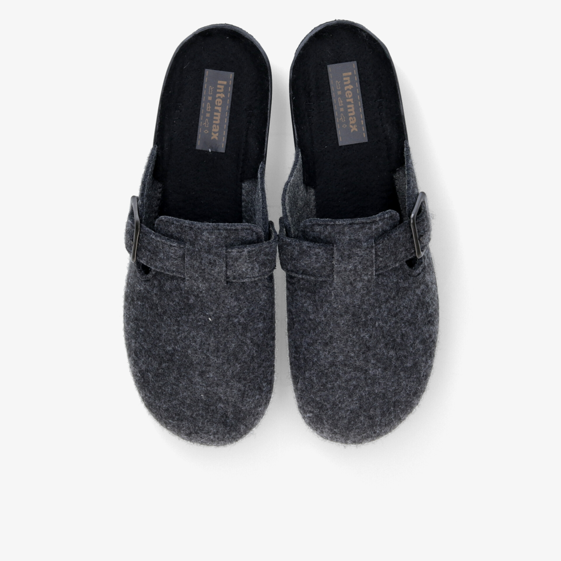 Gemütliche Hausschuhe aus grauem Wollfilz, weich und warm mit rutschfester Sohle, Paaransicht von oben