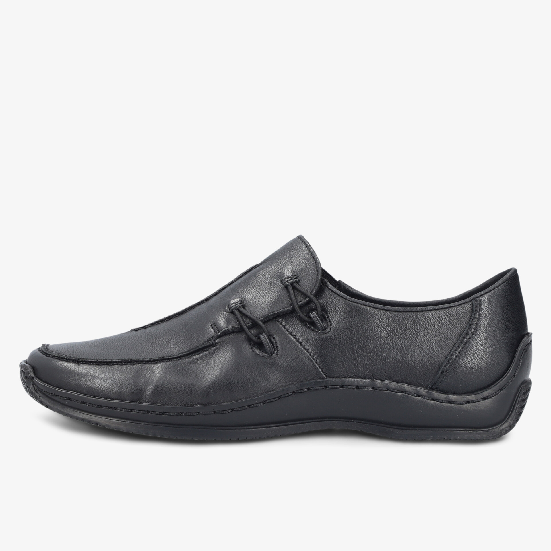 Eleganter schwarzer Schuh im klassischen Design für bequemen Alltag